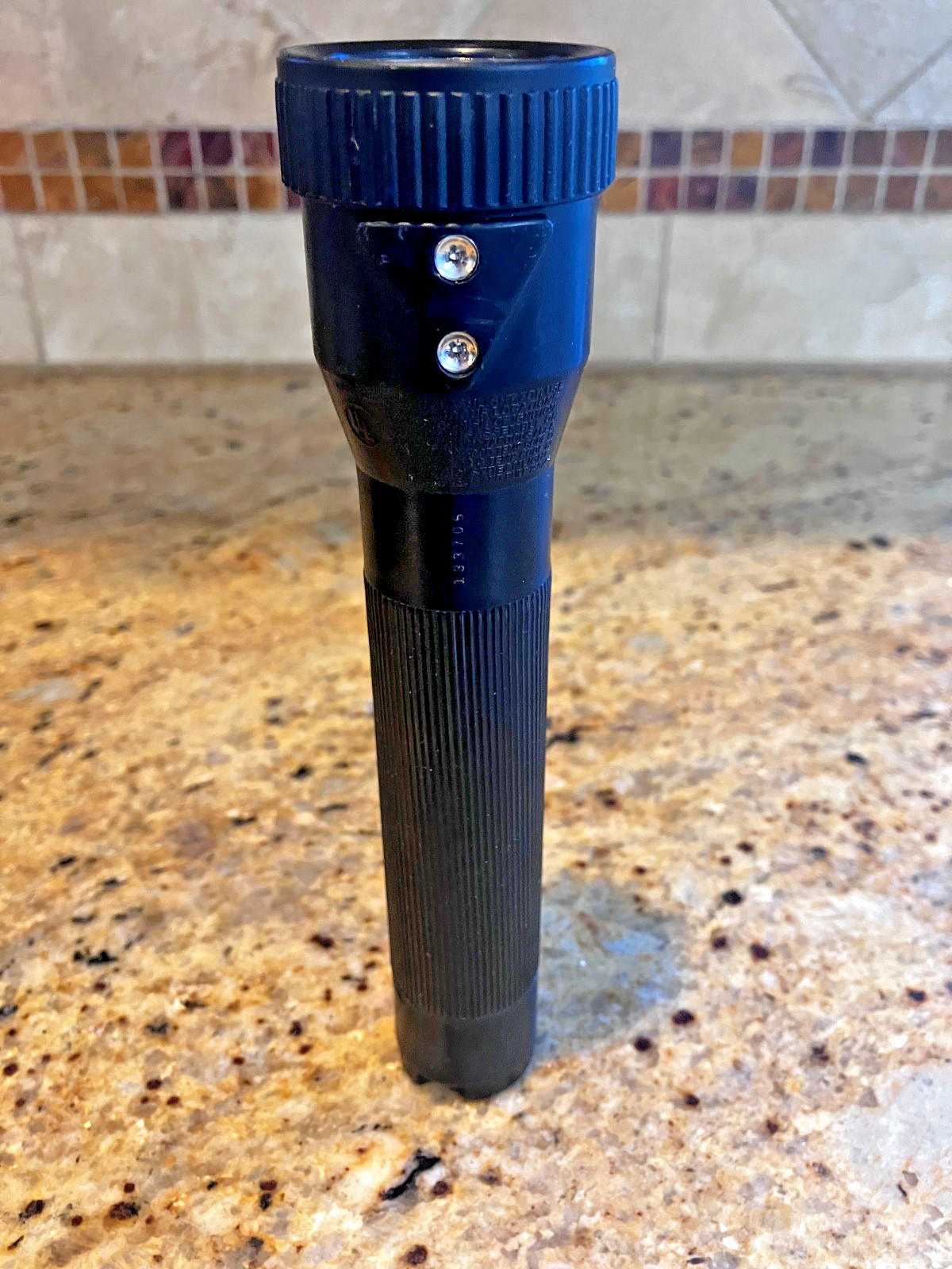 Streamlight Poly Stinger 75100 Rechargeable Flashlight w/ Car Adapter