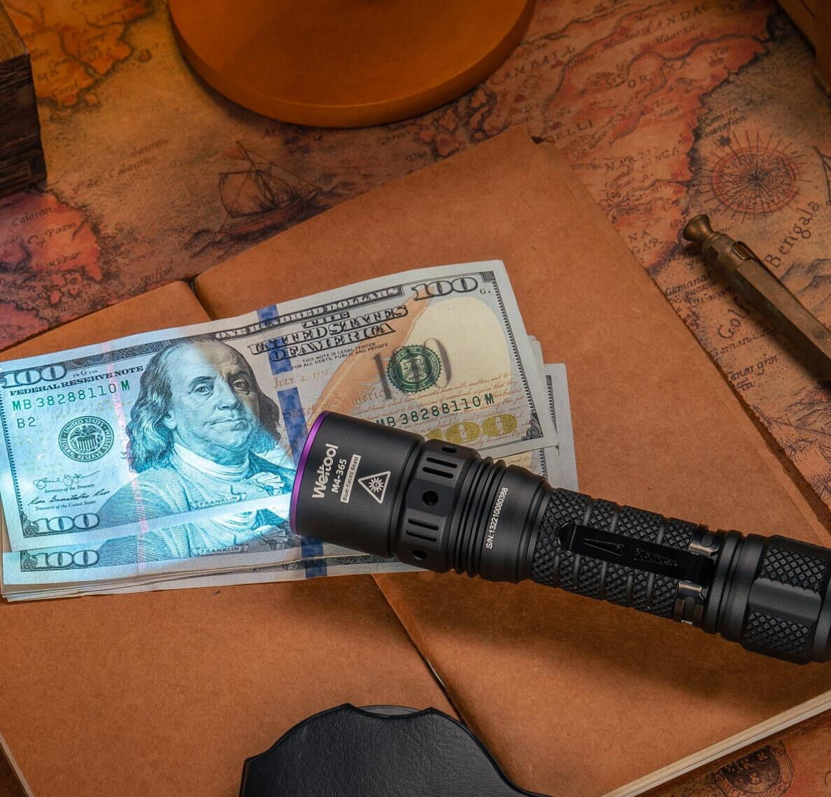 Weltool M4-365 High-Power 14,000mW UV 365nm Flashlight