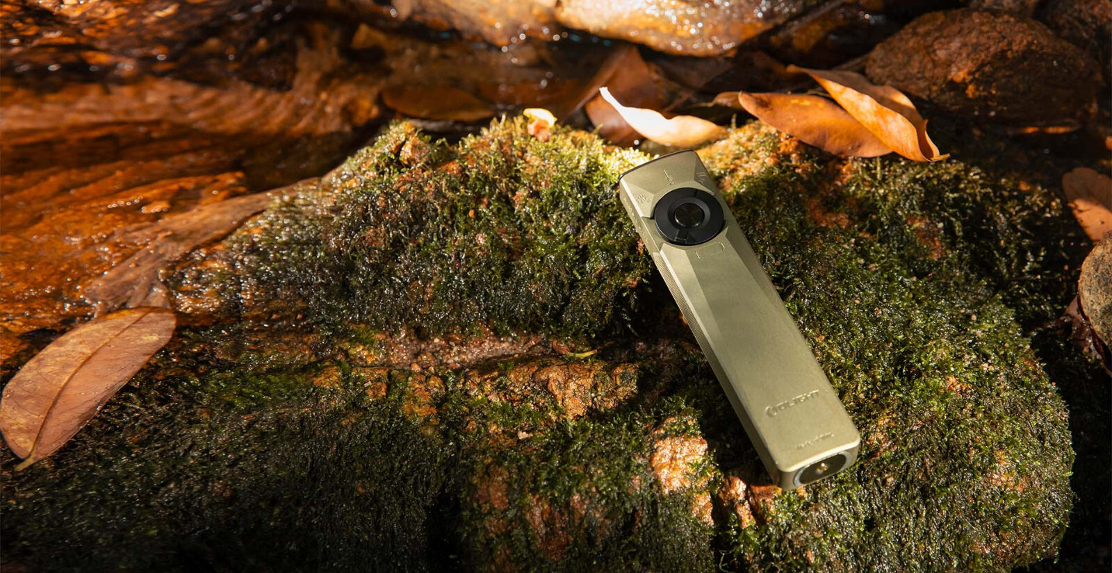 Olight Arkfeld Ultra Olive Green NW 3-in-1 EDC Flashlight, O-Aluminum Material