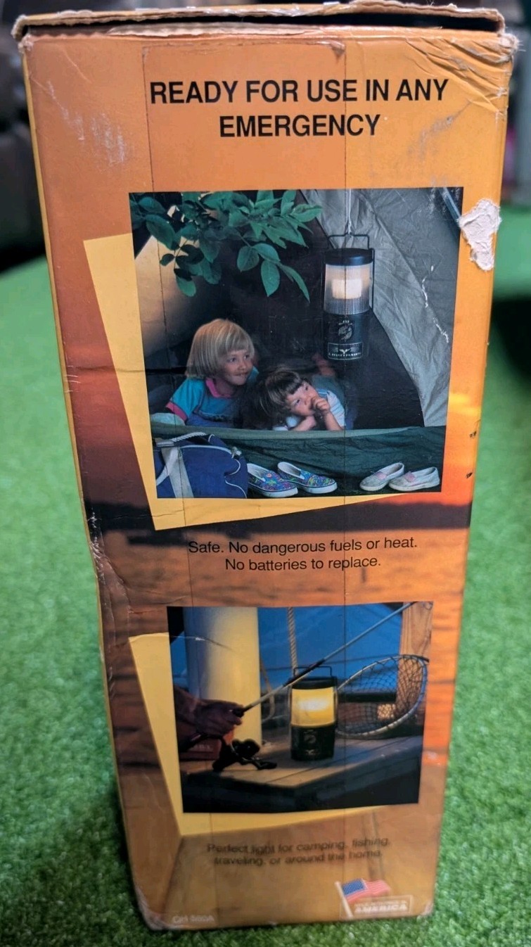 LSI Rechargeable LIGHTHAWK Quartz Halogen Lantern W/ Adapter Car Charger & Box