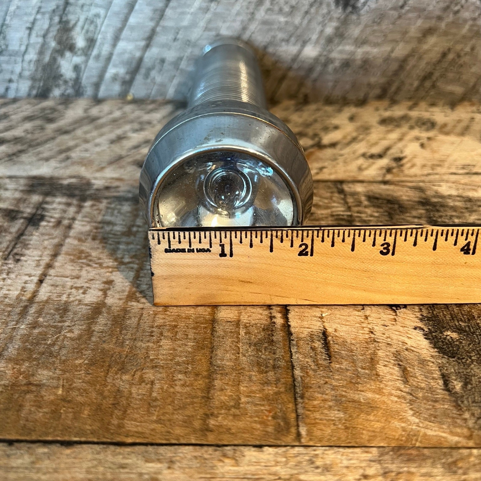 Vtg Metal Flashlight Heavy Duty Industrial Camping Outdoor Work Light Retro