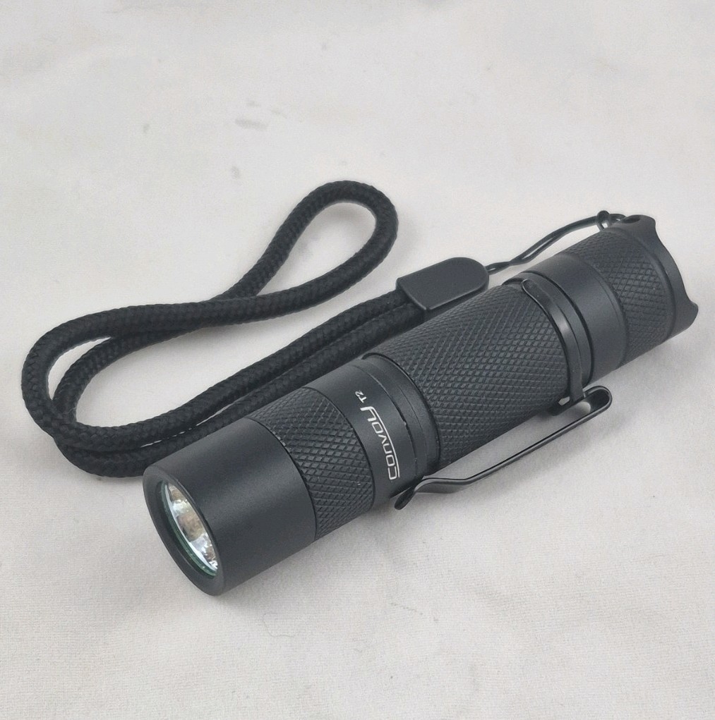 Convoy T2 Black Aluminum LED Flashlight 500lm IPX8 14500/AA Battery Clip