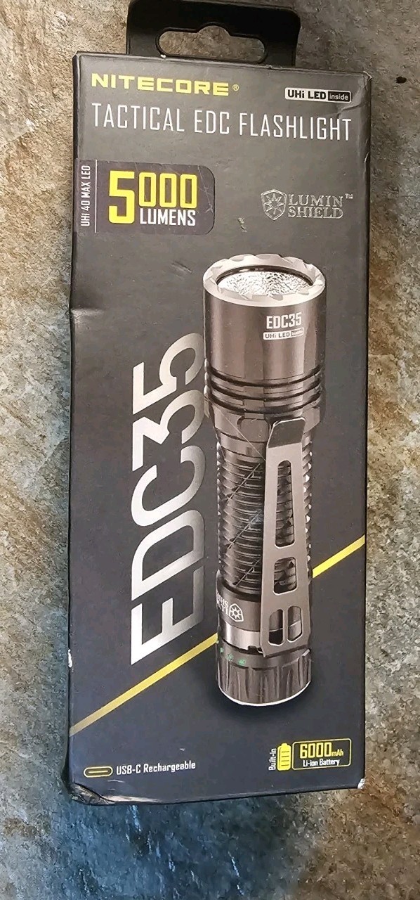 EDC35 Nitecore 5000 Lumen Rechargeable EDC Flashlight With Accessories