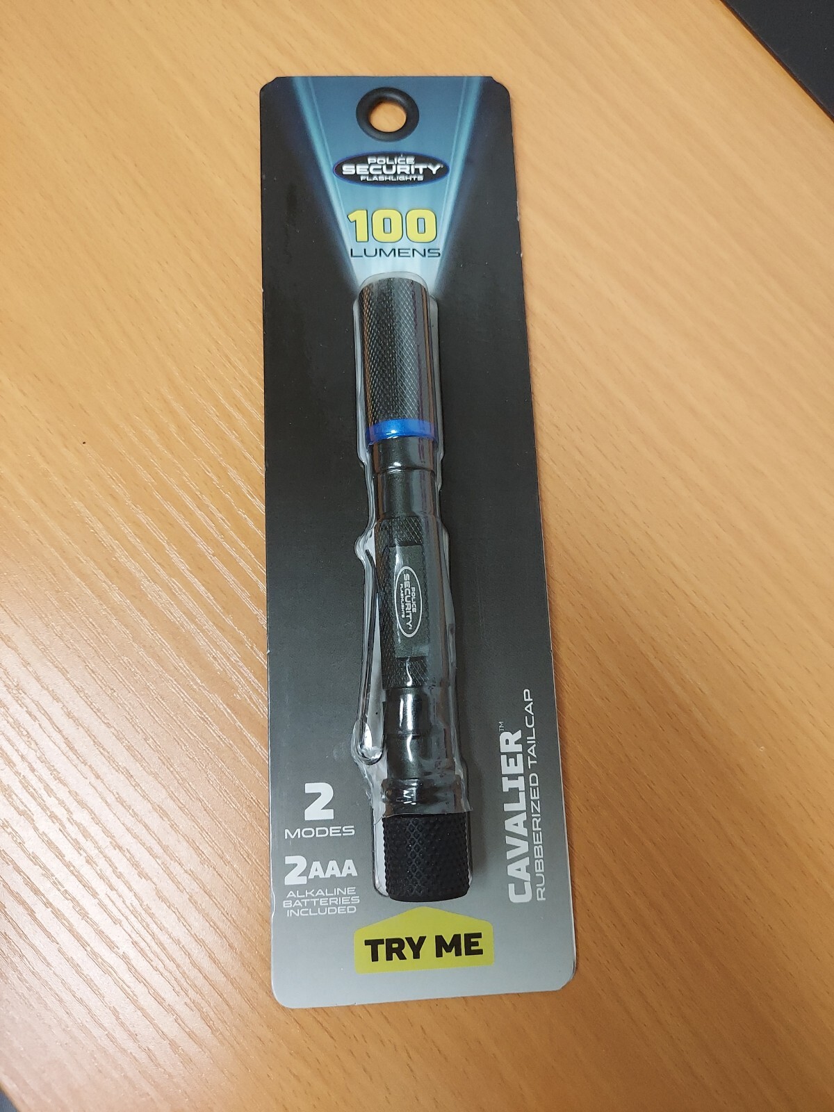 Police Security cavalier 100 Lm. Focusing Industrial LED Flashlight