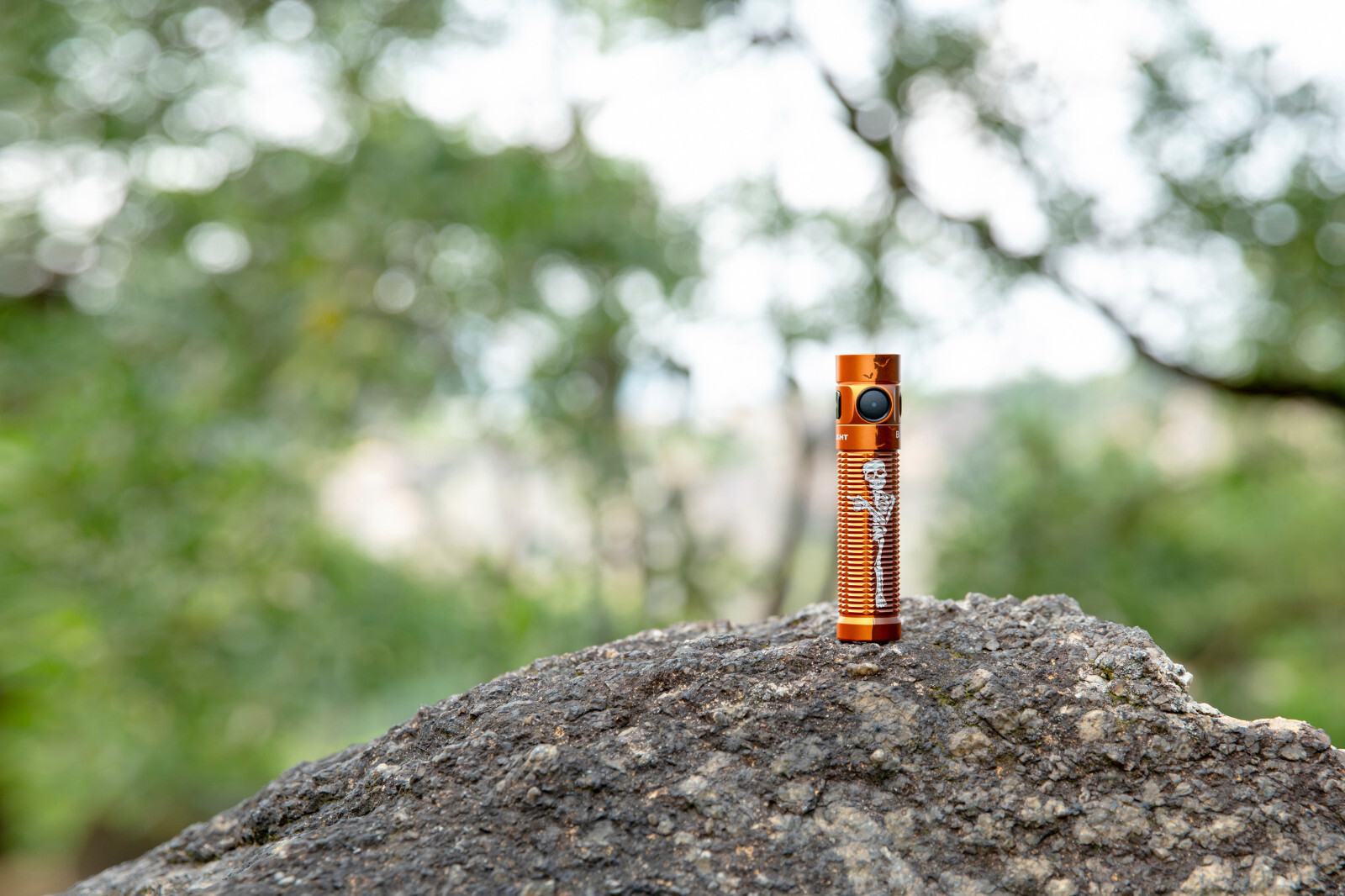 Olight Baton 3 Pro Orange Skeleton Rechargeable Flashlight, 1500 L, Cool White