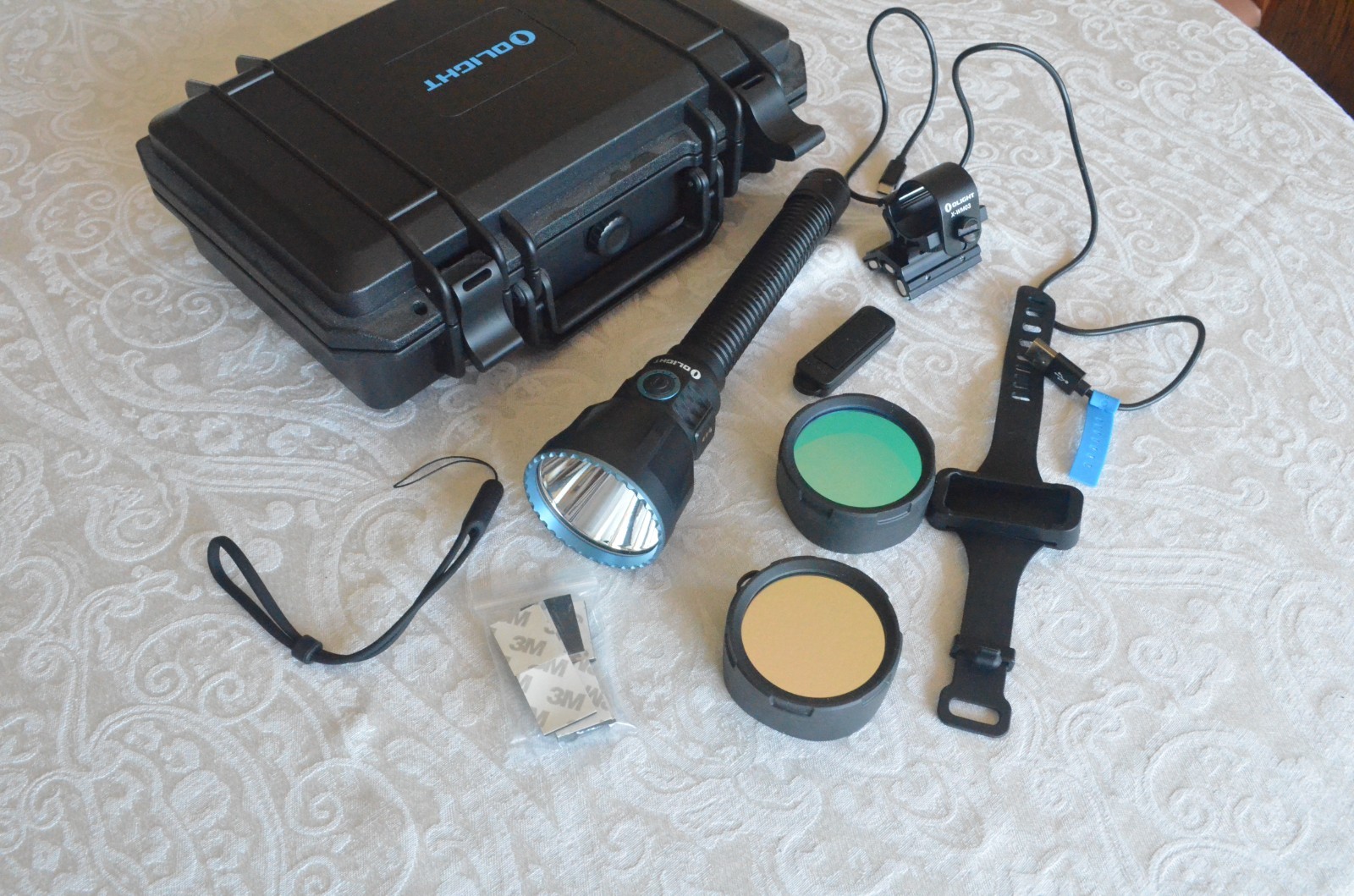 Olight Javelot Turbo 2 Premium Flashlight Set