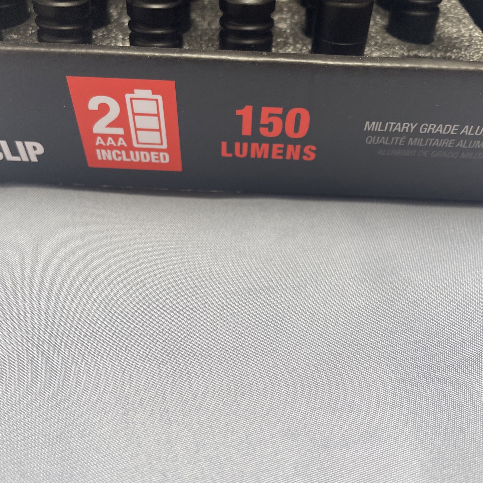 Bobcat 150 Lumen Flashlights w/ Pocket Clip. (Batteries included) New