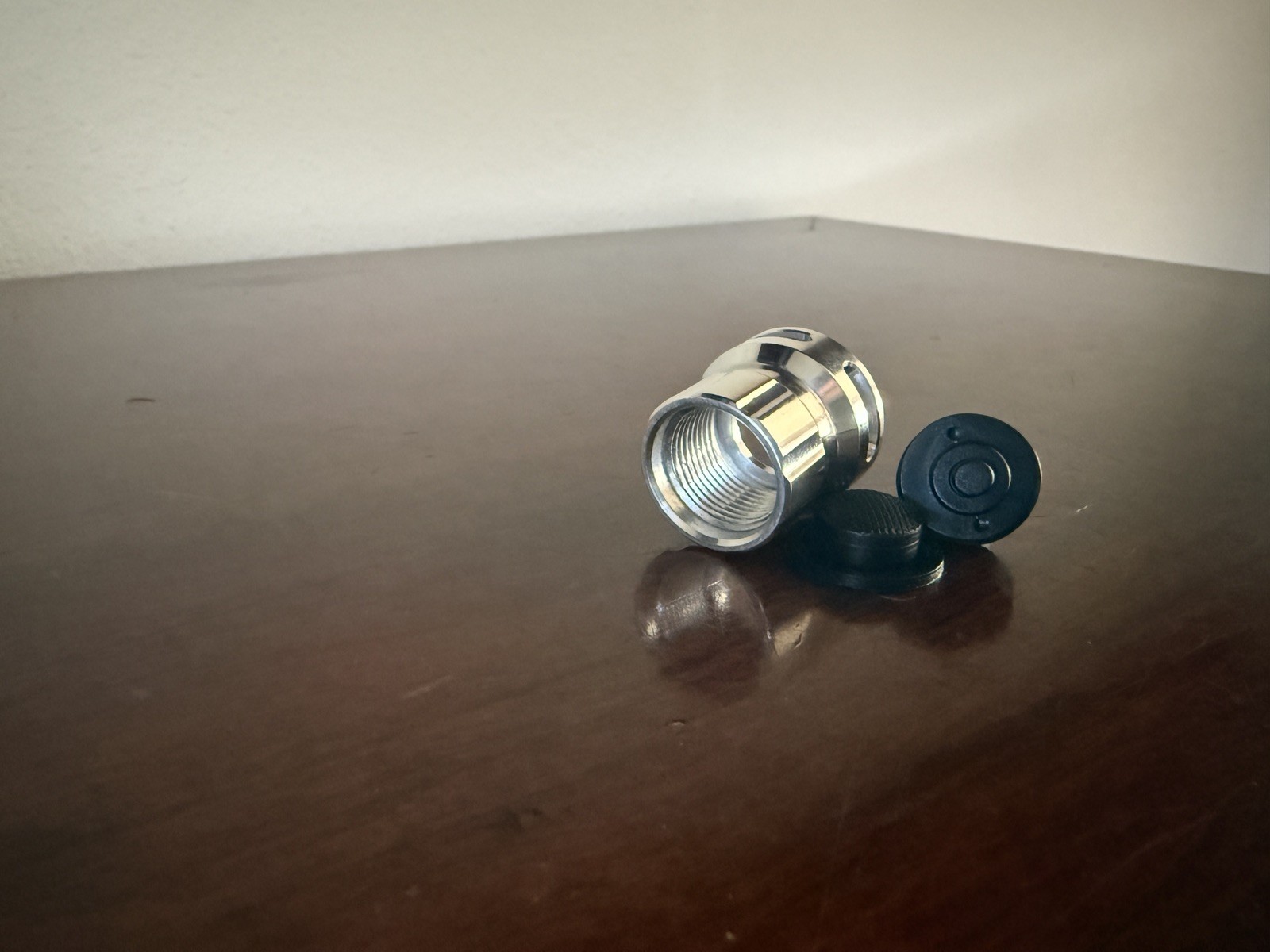 Rare McGizmo Aleph E-series Flashlight Tail New Silicone Button and McClicky