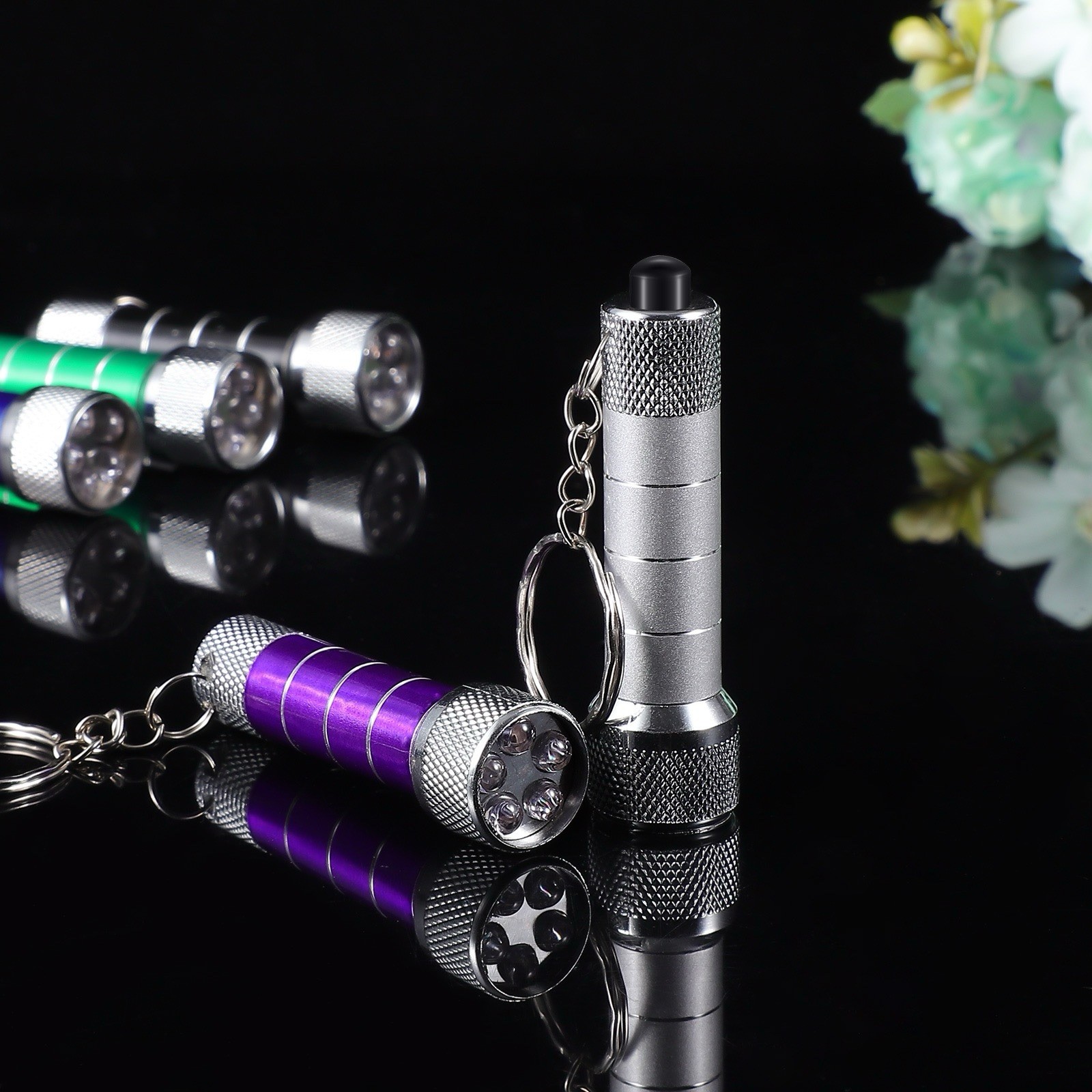 Mini LED Aluminum Keychain Flashlight Blue, 200 lm, IP44, LR44 Batteries