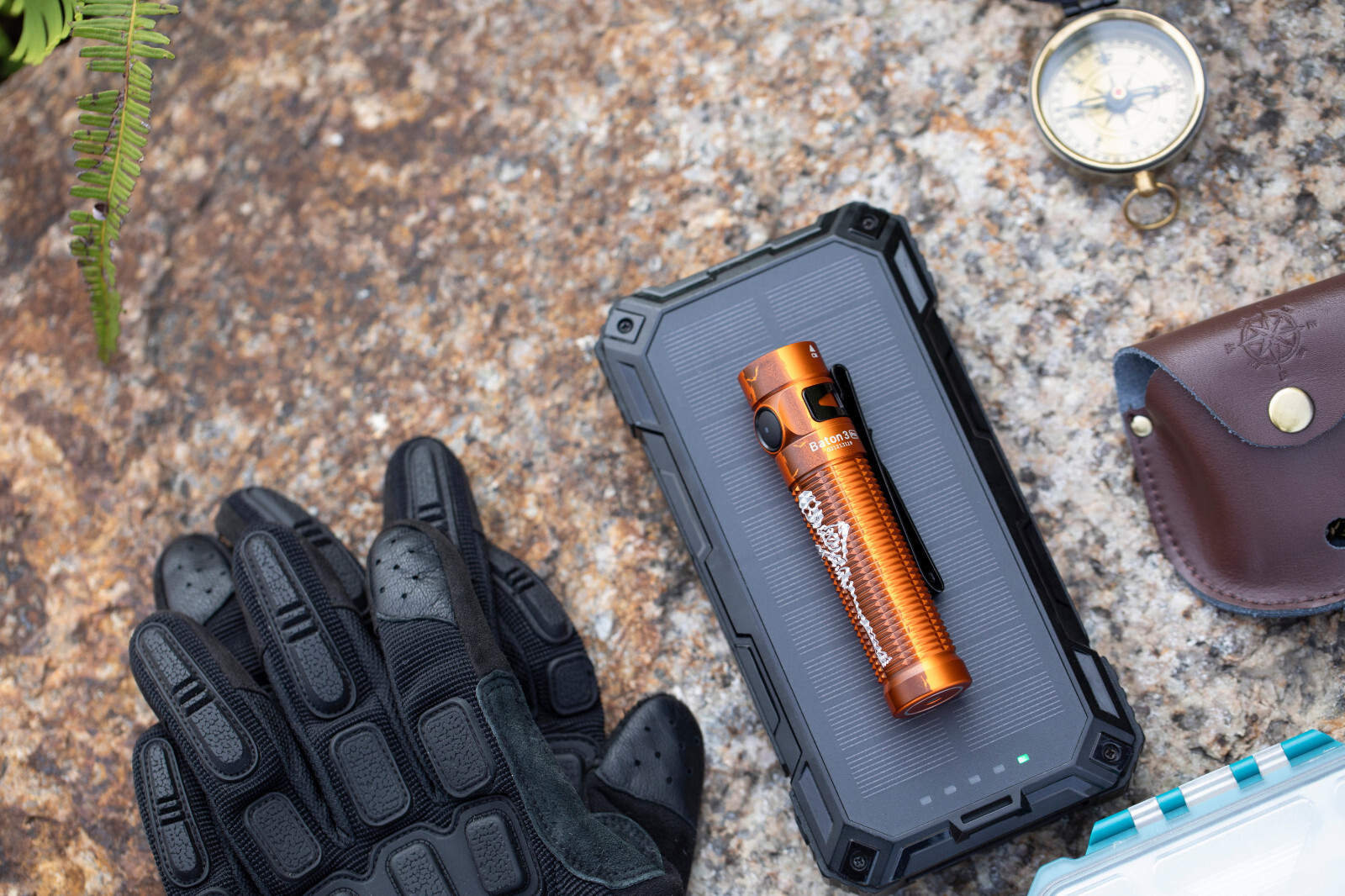 Olight Baton 3 Pro Orange Skeleton Rechargeable Flashlight, 1500 L, Cool White