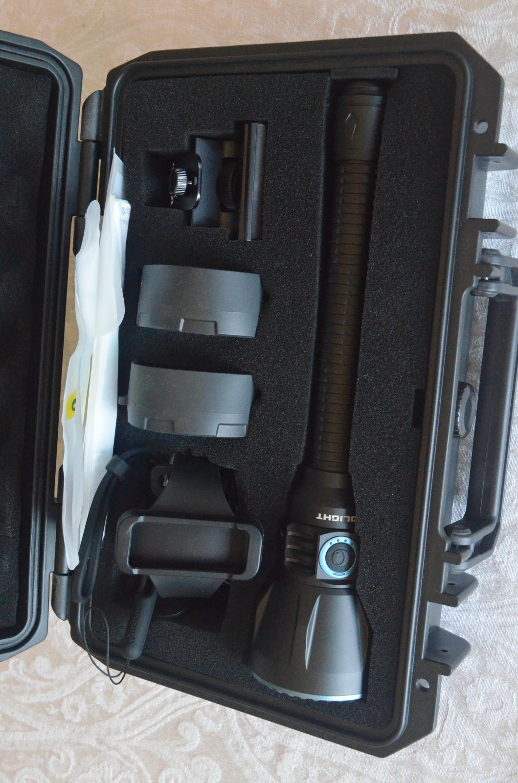 Olight Javelot Turbo 2 Premium Flashlight Set