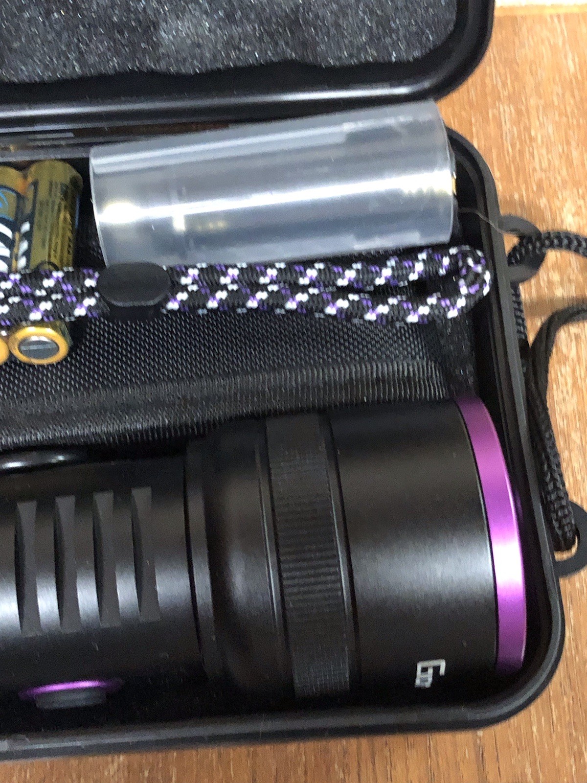 New Open Box Goreit G1979 4-Core 365nm UV LED Tactical Flash Light Complete