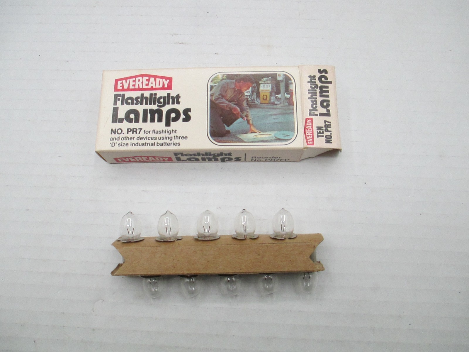 EVERREADY PR7 Flashlight Lamps Bulbs Pkg. 10 In Collectors Full Box PR7FP A23