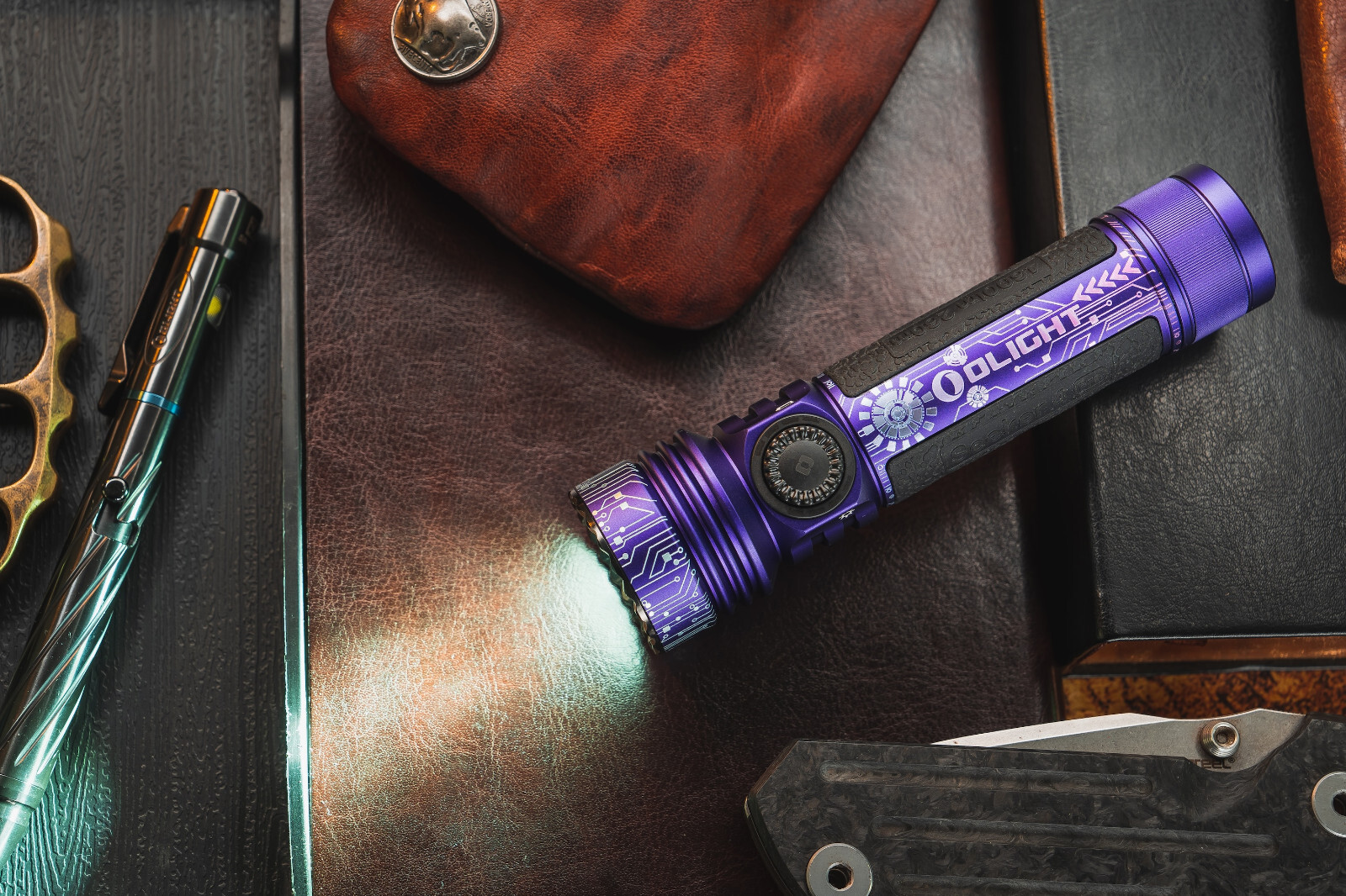 Olight Seeker 4 Pro Cyber Violet & Oclip Pro Purple & I3E 18th Anniversary Editi