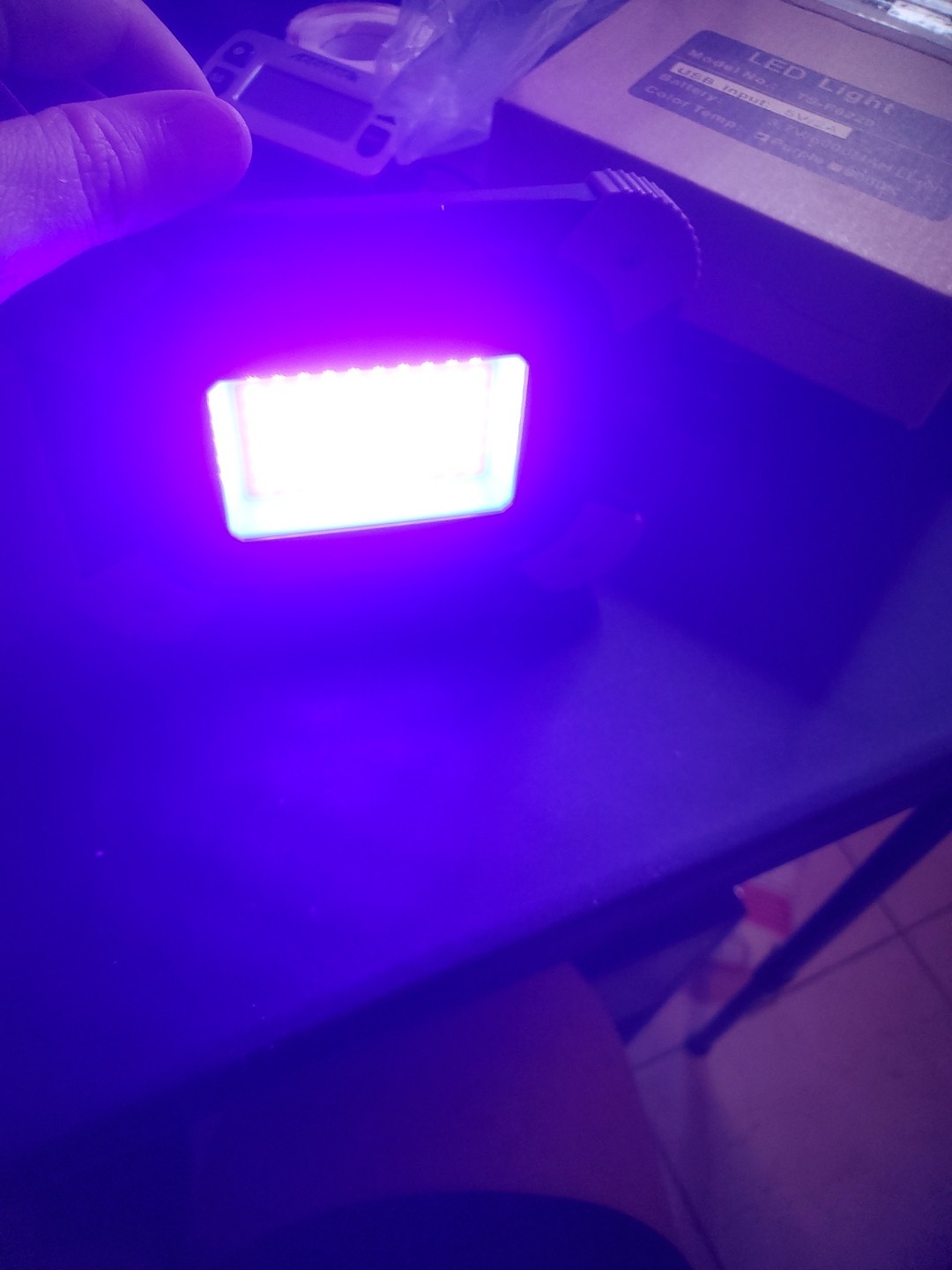 400nm Rechargeable LED Black Light 3.7v/6000MAH 60 LED
