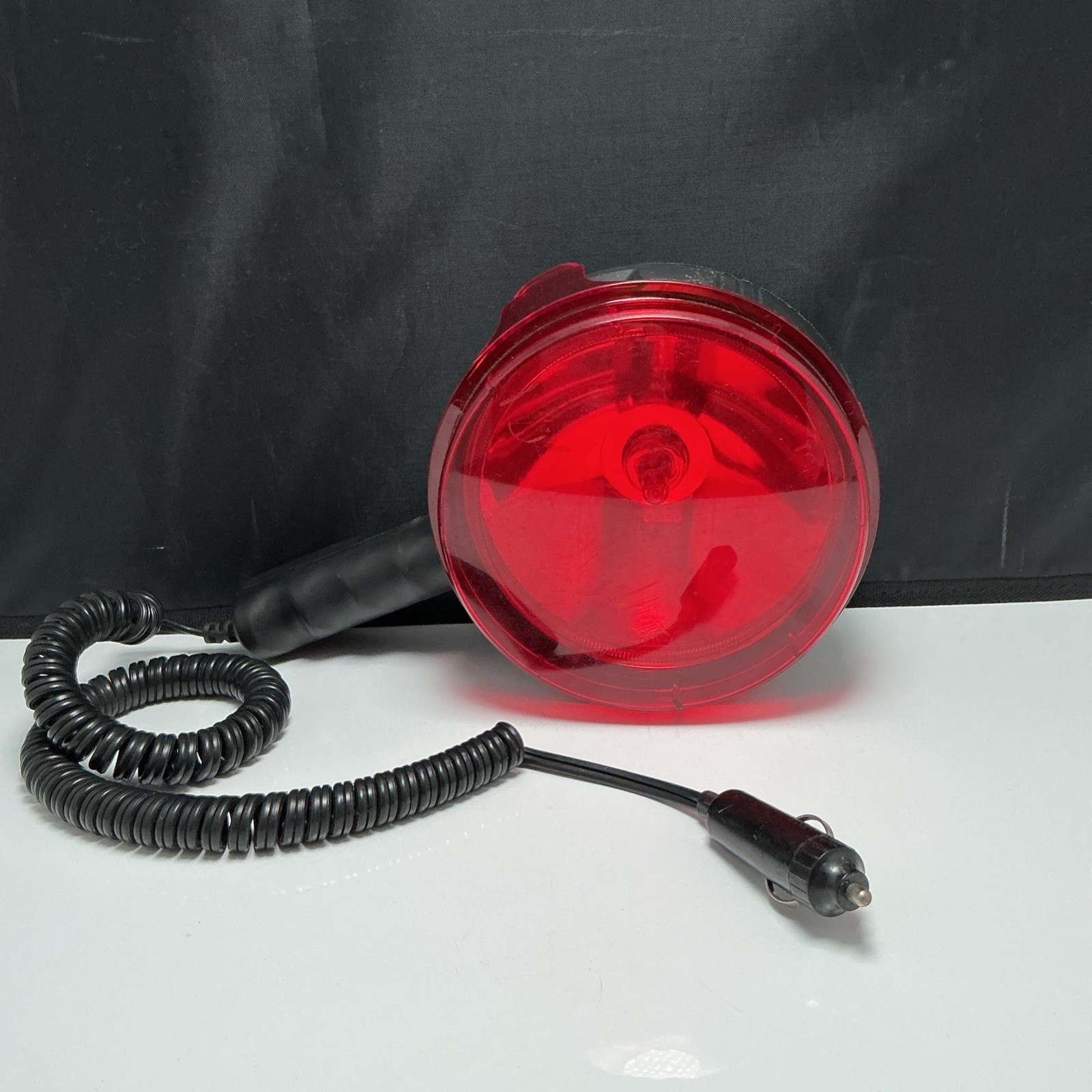 Cyclops Handheld 12V DC Spotlight with Detachable Red Hunting Lens Cover