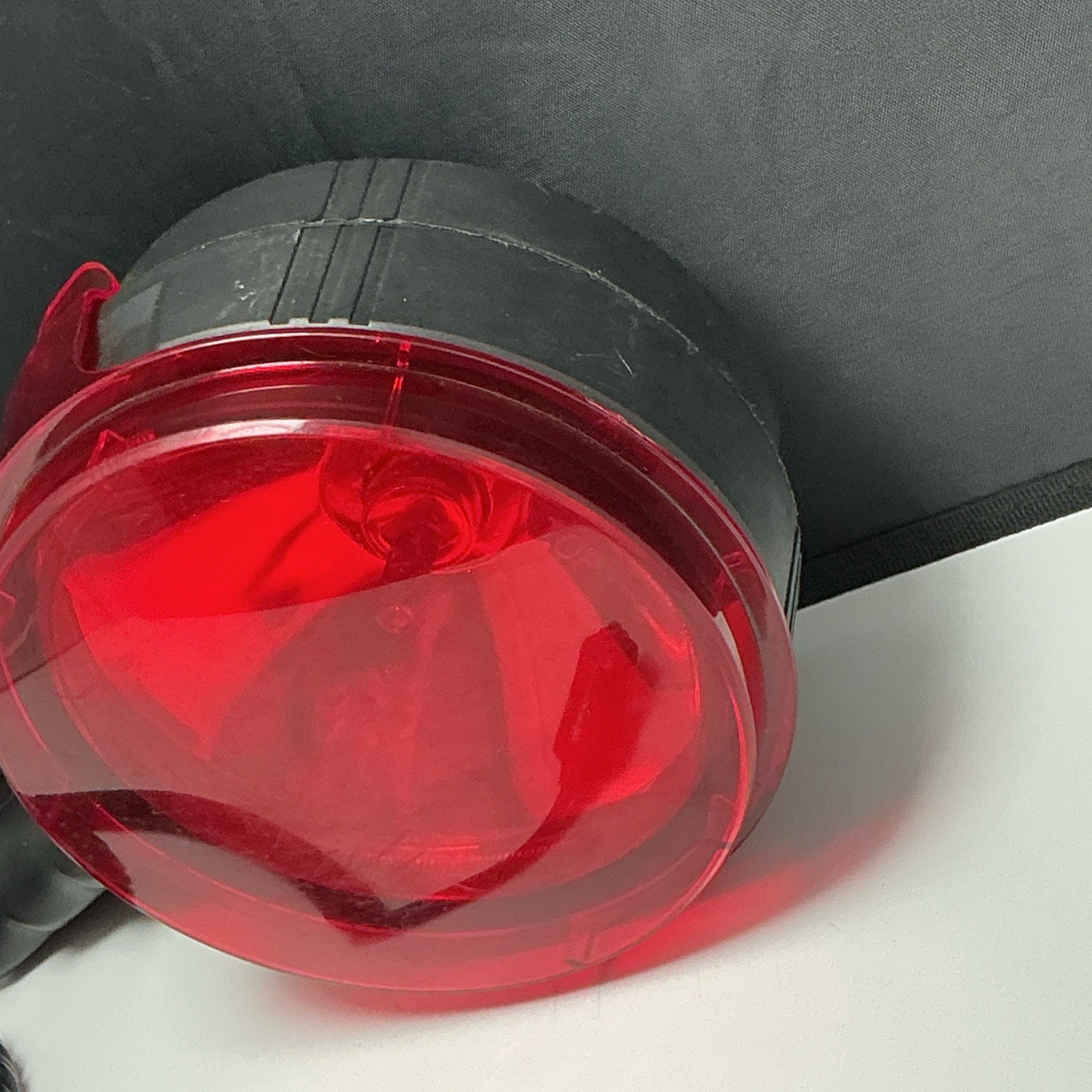 Cyclops Handheld 12V DC Spotlight with Detachable Red Hunting Lens Cover