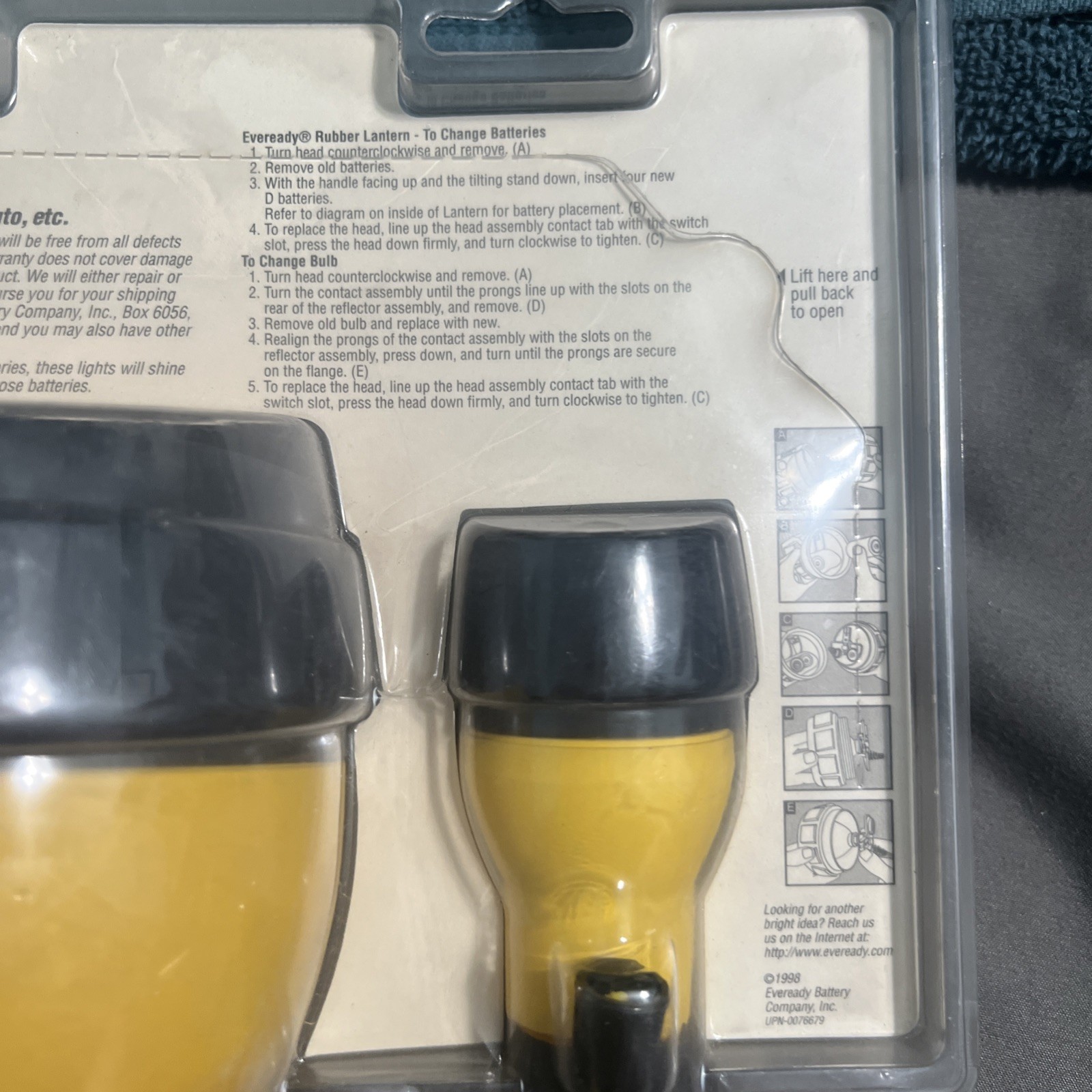 VTG 1998 Eveready Rubberlights Super Tough FlashLights Yellow Krypton Bulb Prep
