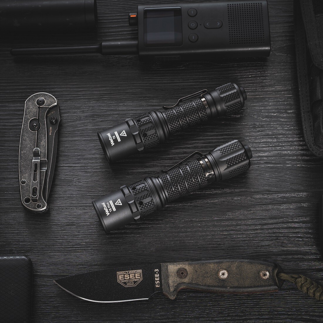 Weltool T8 Plus 2100 lumens 613 Meters Beam Distance Flashlight 21700 Battery