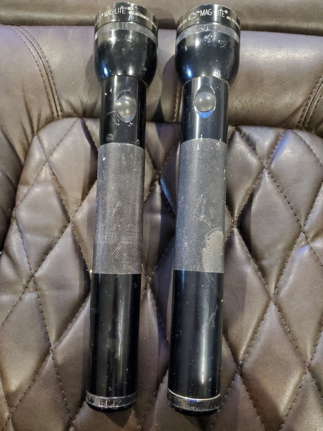 Lot Of 2 Mag-Lite Flashlight 12.5 Inch Black Metal D-Cell Made In USA, 1 Works