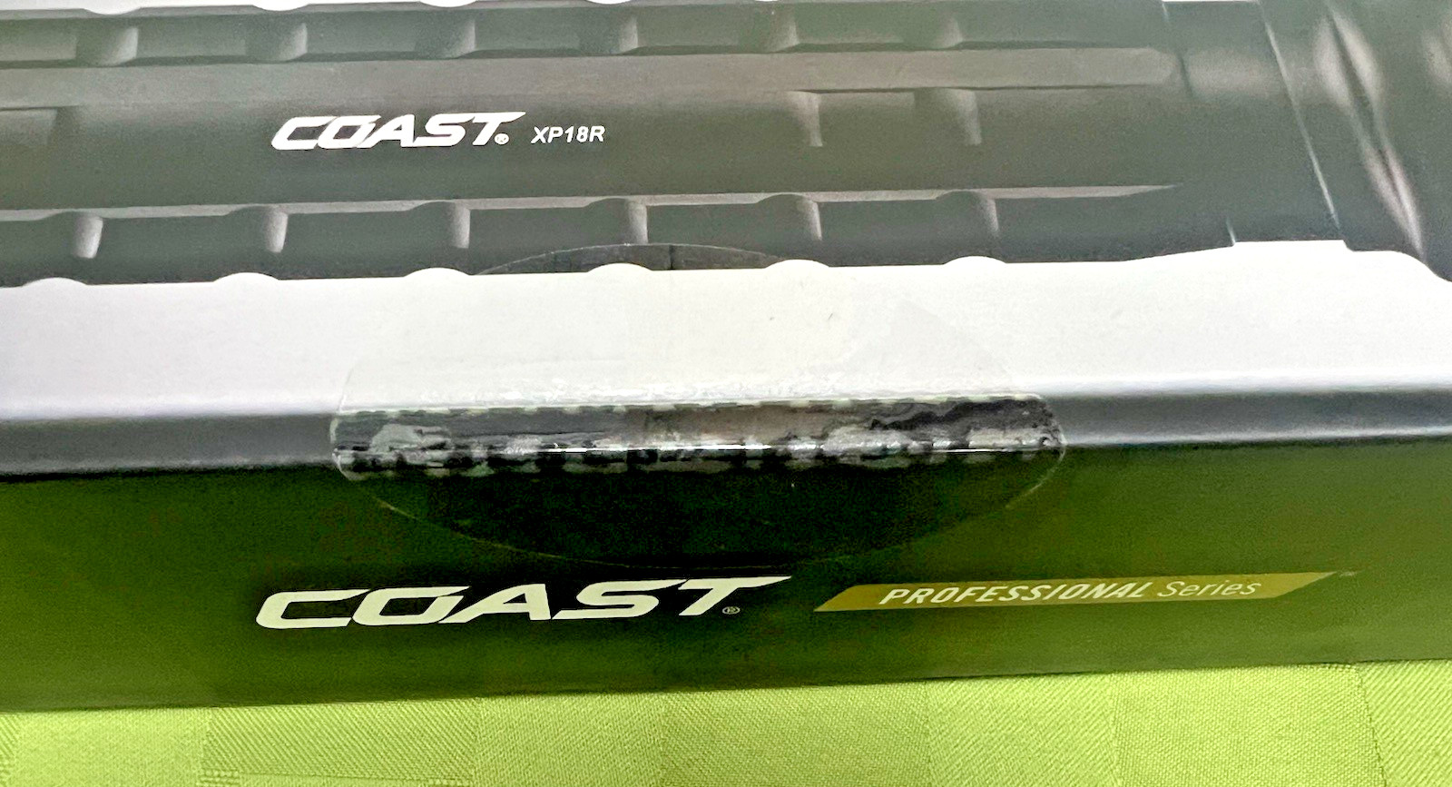 Coast Professional Series XP18R 4900 Lumens Hybrid Rechargeable LED 347 M NEW