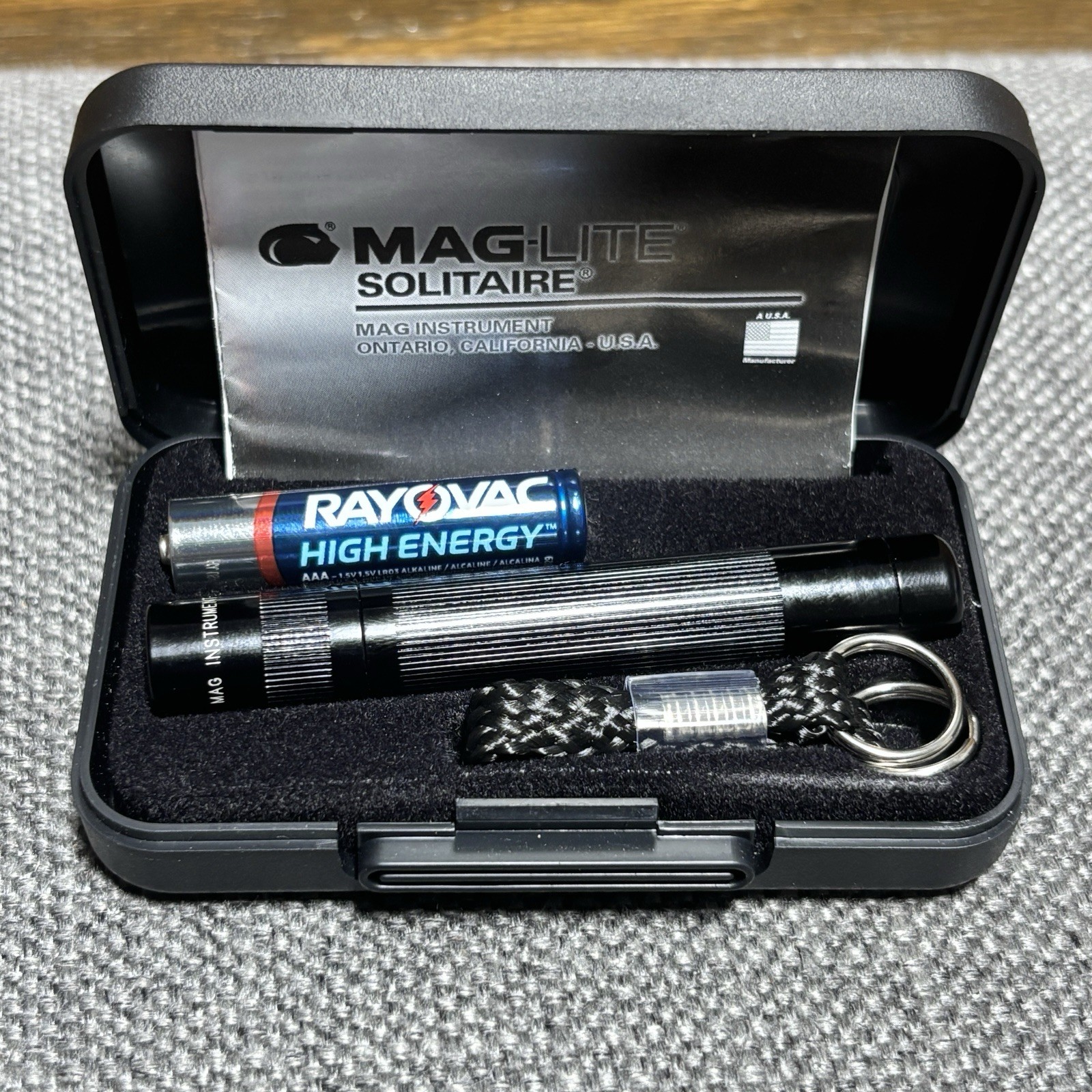 Maglite Solitaire AAA Mini Flashlight Black Keychain Gift Box Made in USA