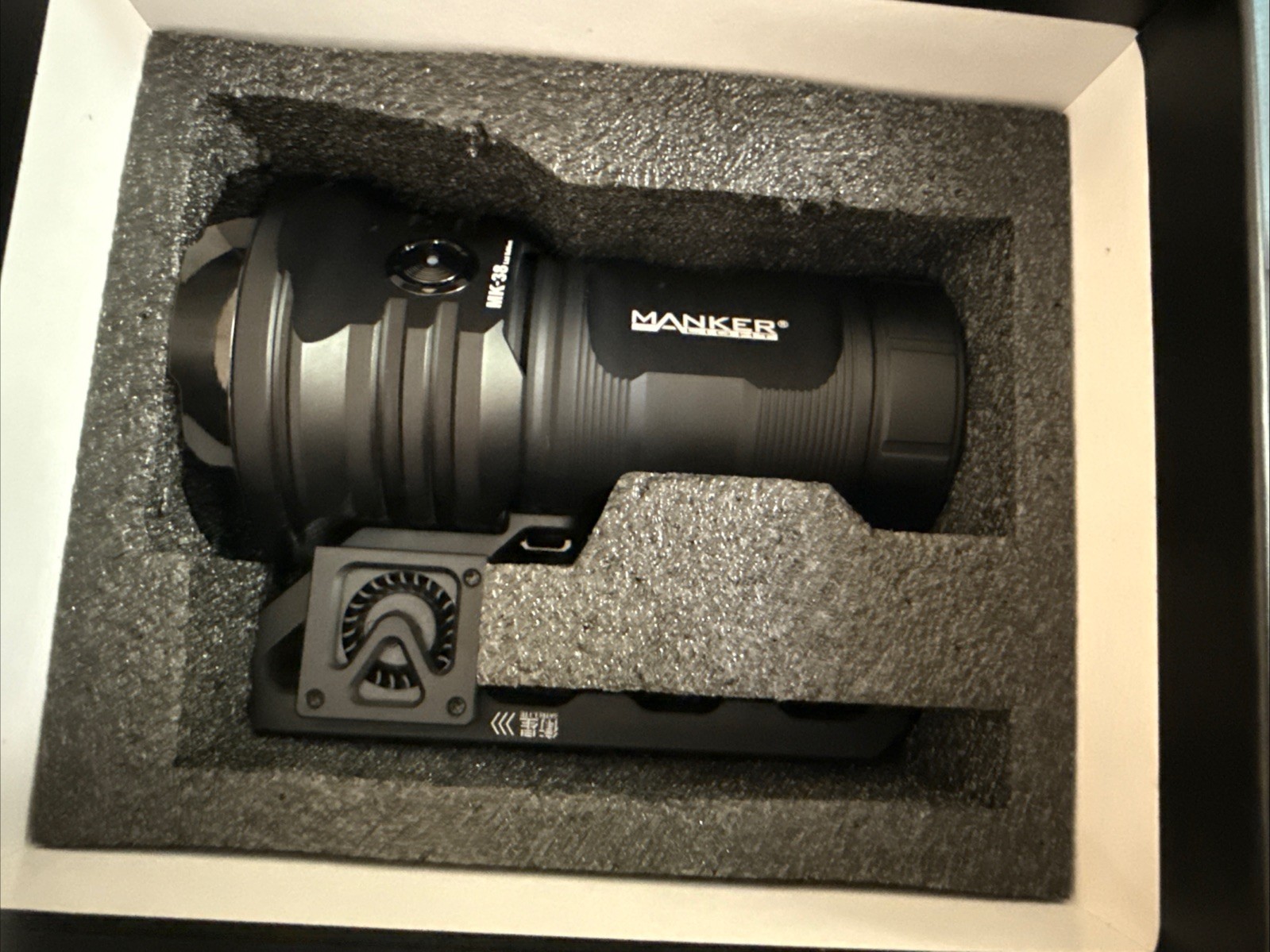 Manker MK38 Satellite LED Searchlight 3×21700 High Power Flashlight
