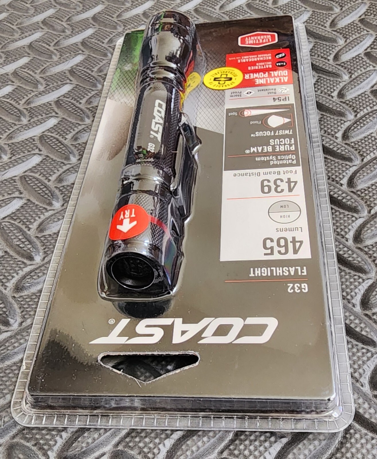 Coast G32 Flashlight with Pocket Clip – Batteries Included – Focusing Beam