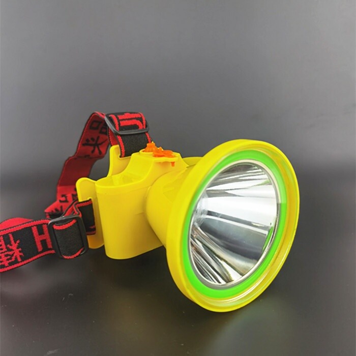 LED Diving Headlight Underwater Strong Night Fishing Lamp Built-in Battery