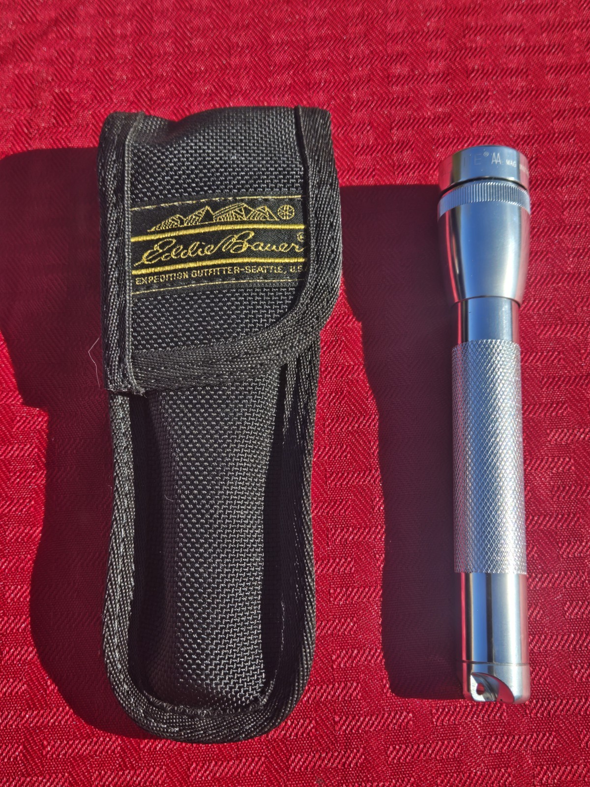 Vintage Eddie Bauer Flashlight Holster w/2-cell AA Mini Maglite Made in USA
