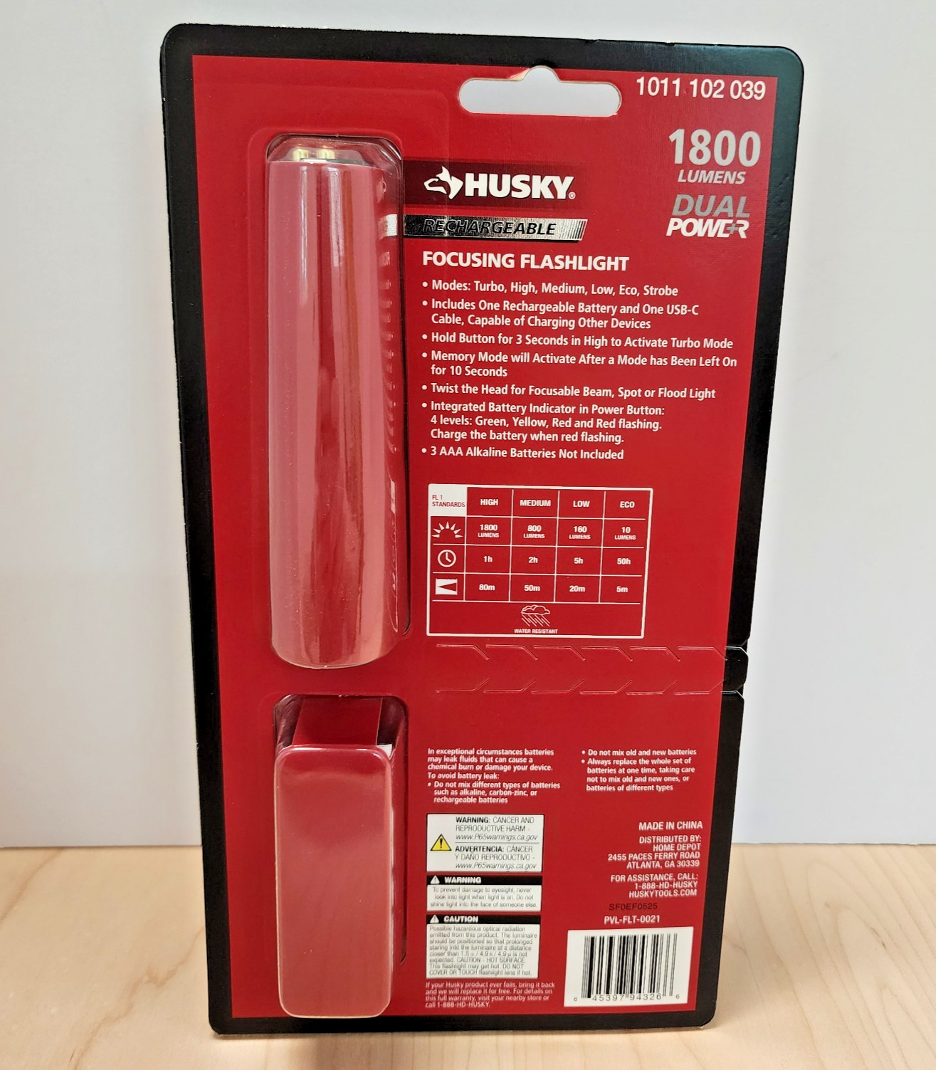 1800 Lumen LED Rechargeable Flashlight : Husky Dual Power, Focusing Flashlight!