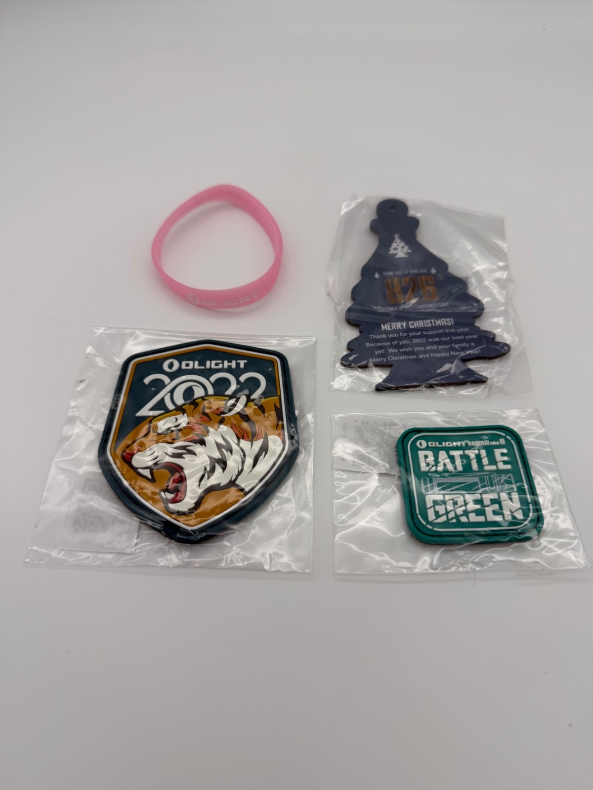Olight RARE Swag Bundle 2022 Christmas Battle Green Tiger Patch Pink Bracelet
