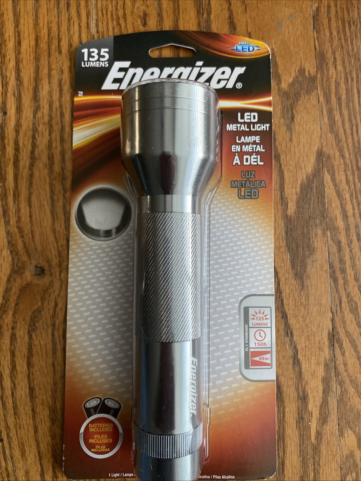 Energizer LED Metal 135 Lumens Flashlight – 3 Bright White LEDs