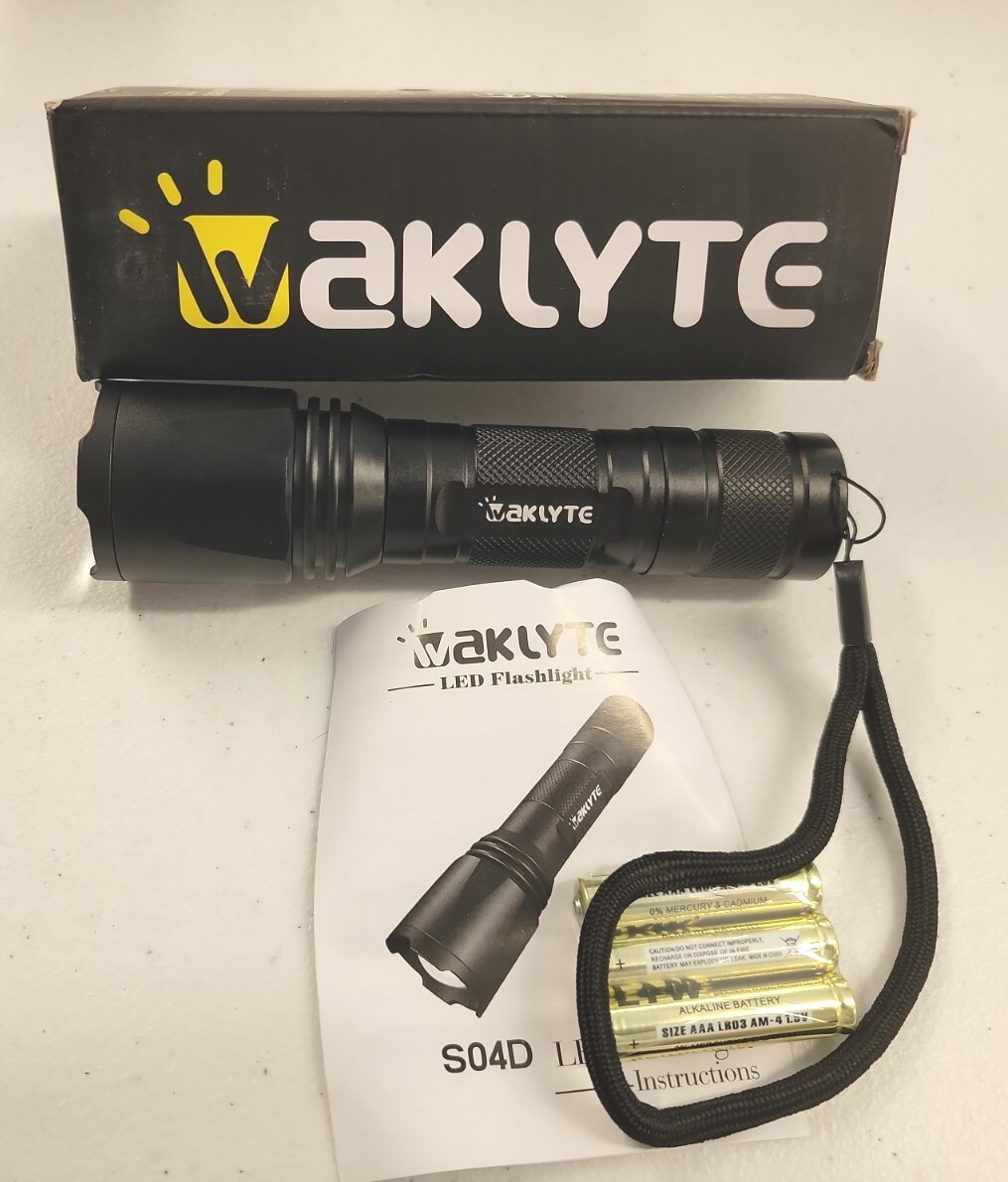 Super Bright Flashlight Torch LED Lamp Tactical Military 5 Mode Zoom 2000 Lumen
