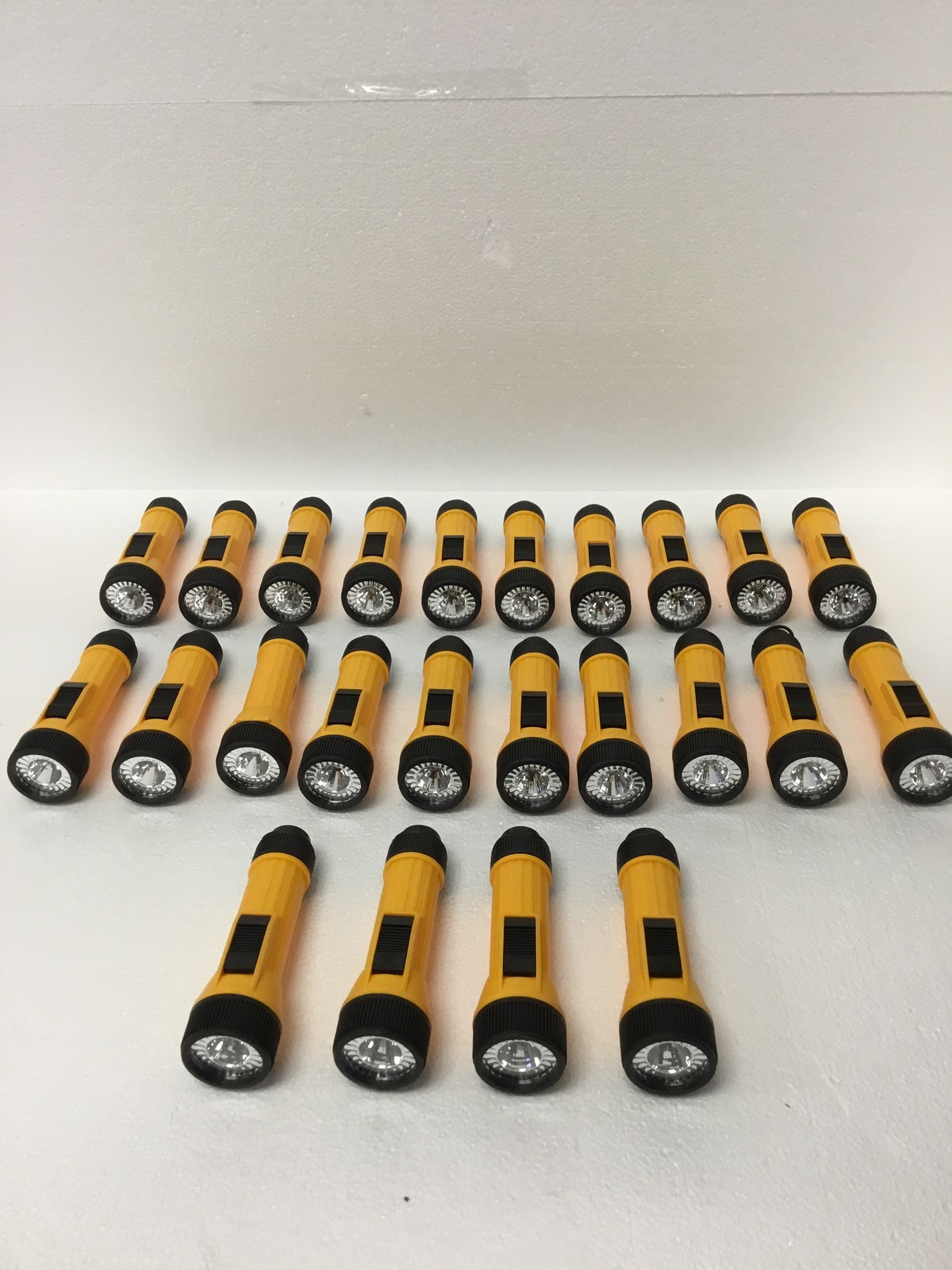 NEW Lot of 4 Eveready INL251 Industrial Krypton Flashlights QTY FREE SHIPPING
