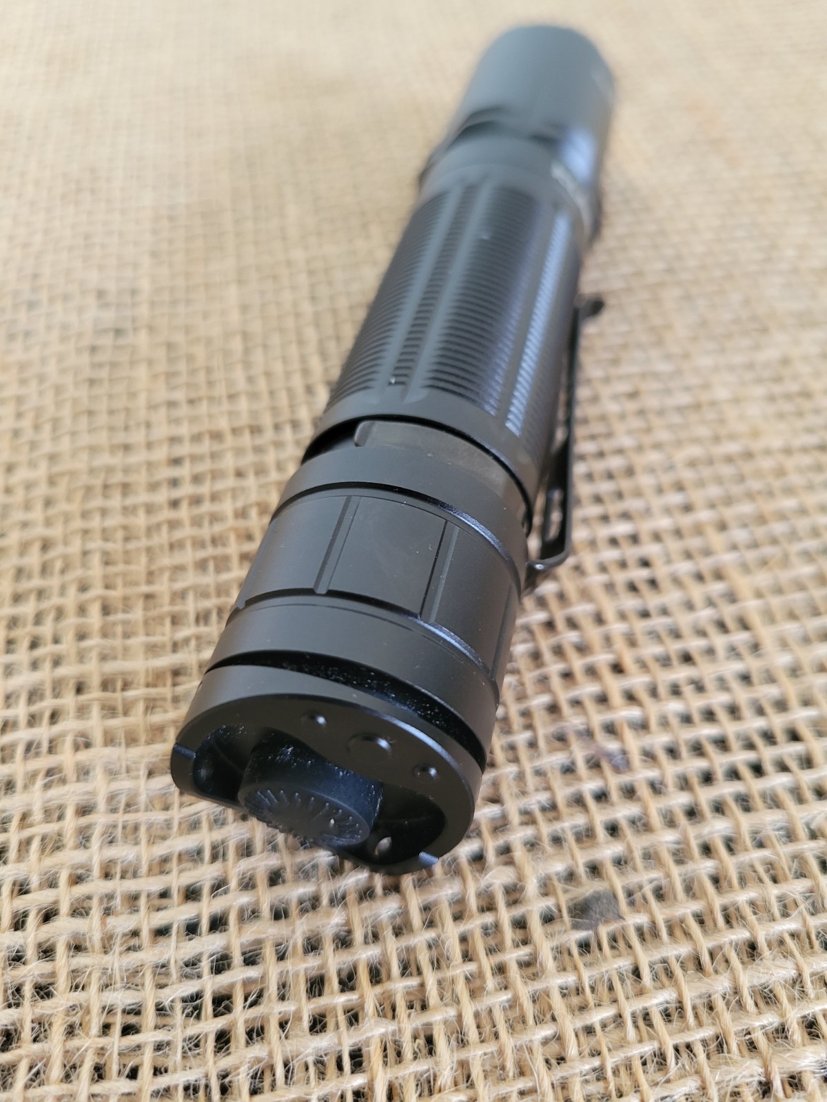 Klarus XT2CR Pro Tactical Flashlight Rechargeable Resists Water/Impact Strobe