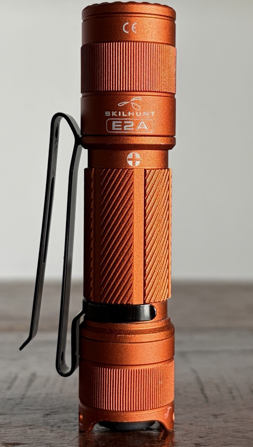 [USED] Skilhunt E2A LED Mini EDC Flashlight Lumens 14500 Orange Rare