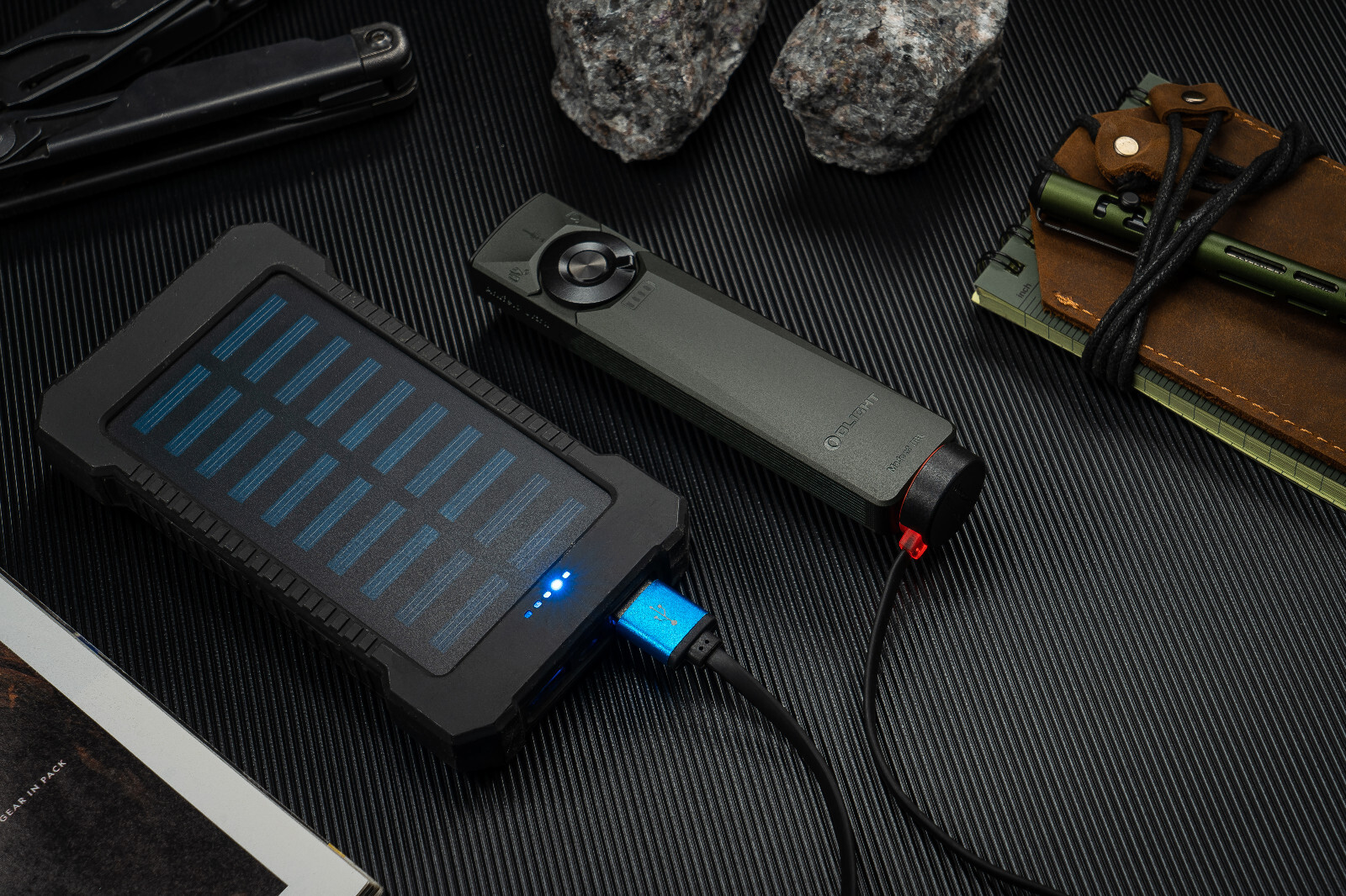 Olight Arkfeld Ultra Olive Grey 3-in-1 CW EDC Flashlight, O-Aluminum, 1400 Lumen
