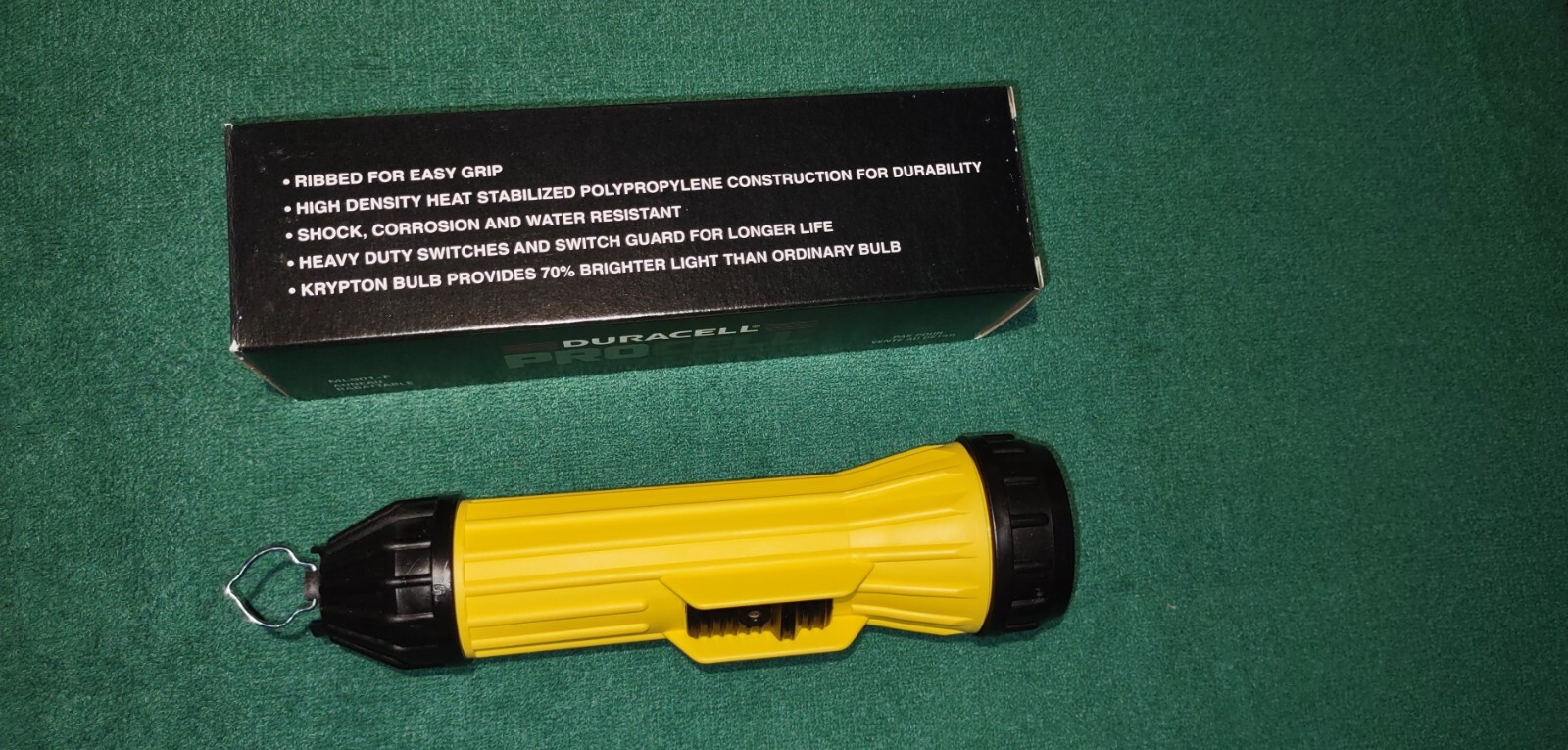 Duracell ProCell Plastic Outdoor Indoor Safety Flashlight NIB
