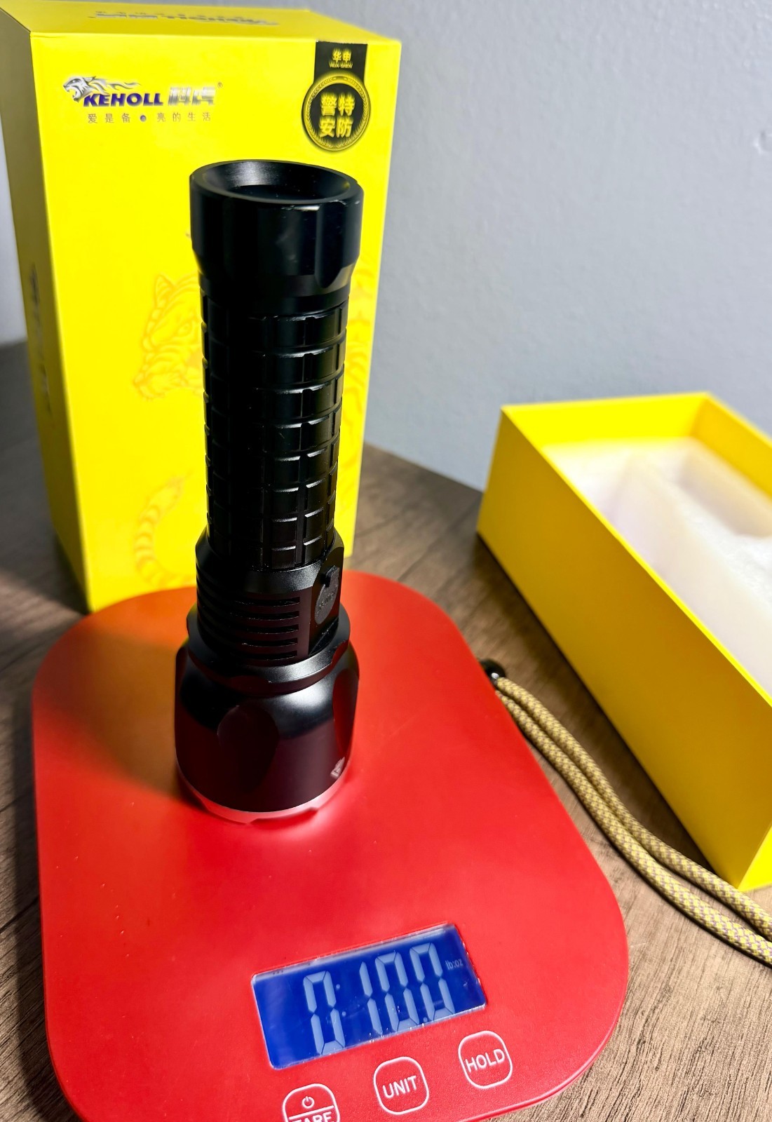 1700 LUMENS 500M LONG RANGE ZOOMABLE RECHARGABLE WORK LIGHT