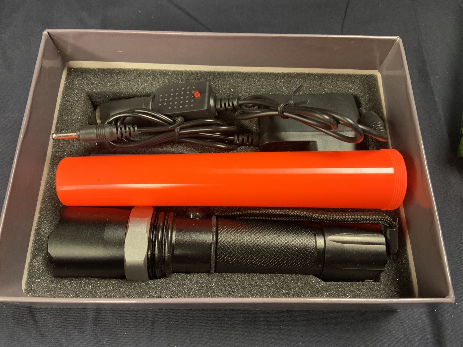 Tactical pro gear Flashlight SWAT 150 lumens 3 mode power switch