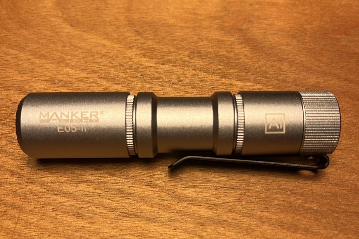Manker® EO5 II CountyComm® Exclusive Flashlight with 14500 Battery Cool White