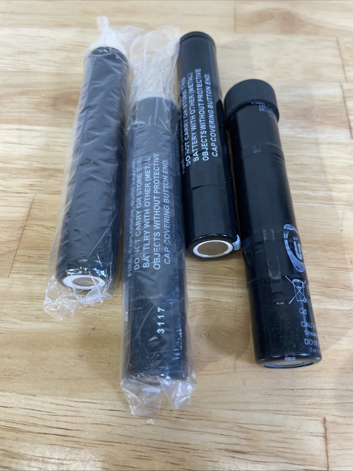 Lot of 4 – 3.6V OEM Streamlight/Fenzer Rechargeable Batteries for Flashlights