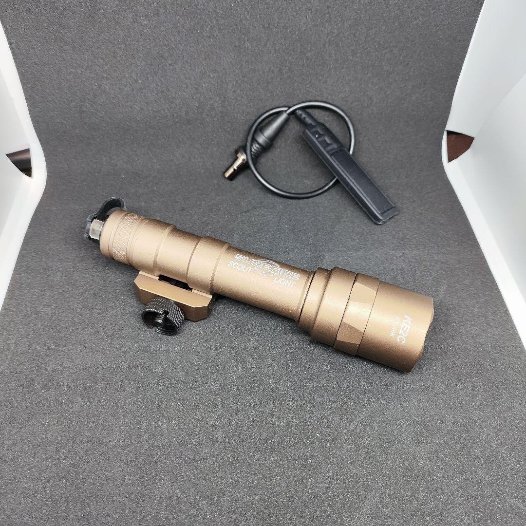 Replica Surefire M600 Tactical Flashlight Replica 300 Lumen TAN Rail 20mm for
