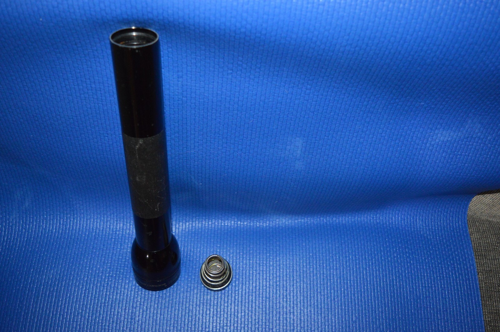 Mag-Lite Black Flashlight Mag Instrument Ontario California Engrave Writing
