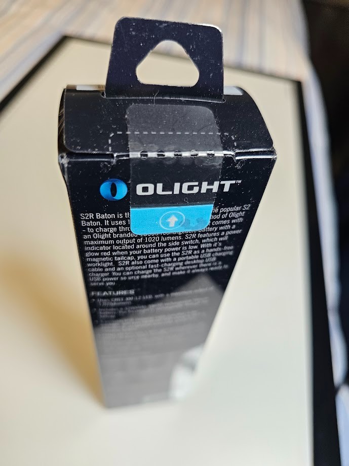 NIB Sealed OLIGHT S2R Baton 1020 Lumen Flashlight. RARE Collectors item gift