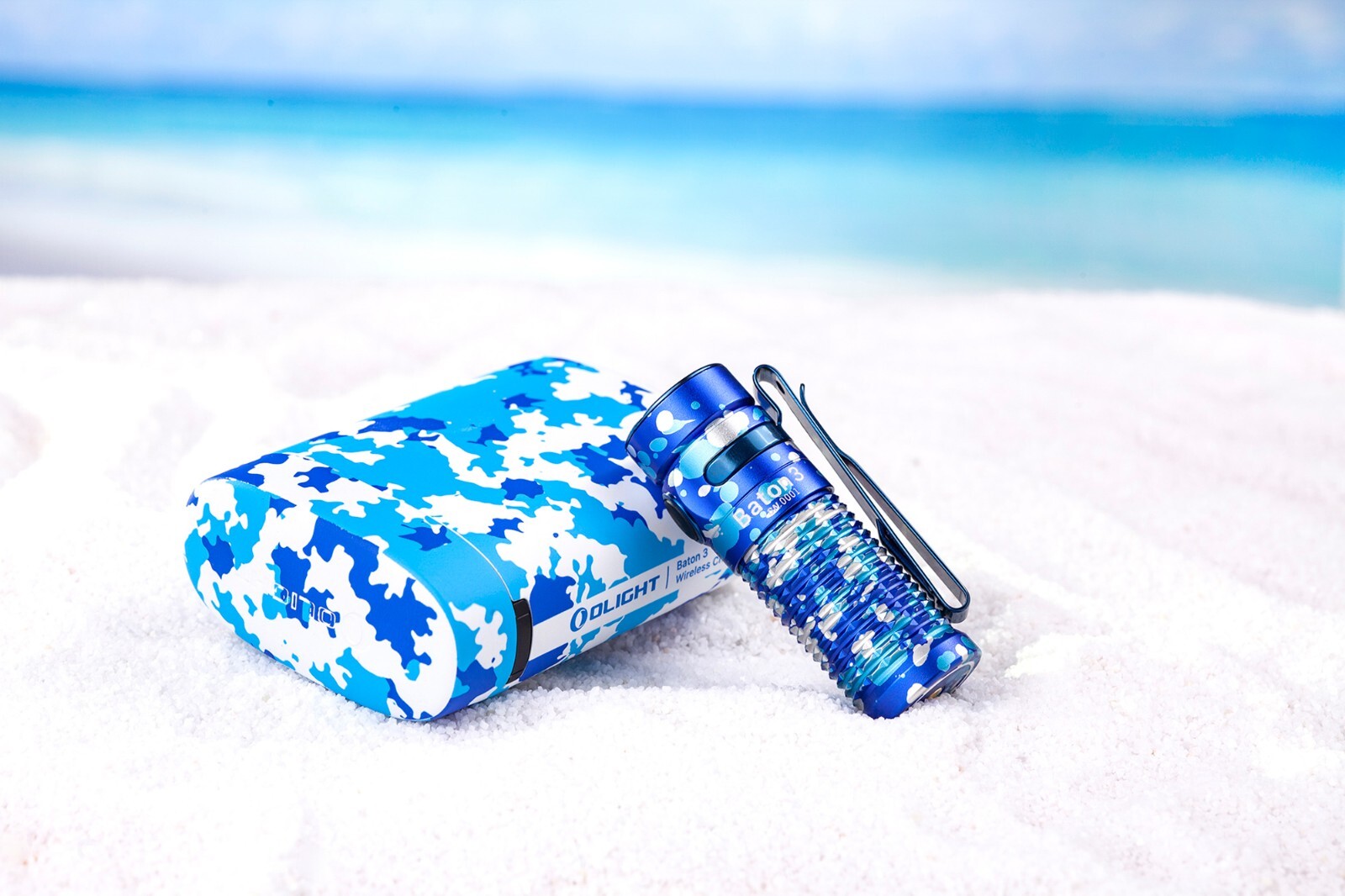 Olight Baton 3 Ocean Camouflage Premium, Portable Wireless Charger, 1200L, 166M