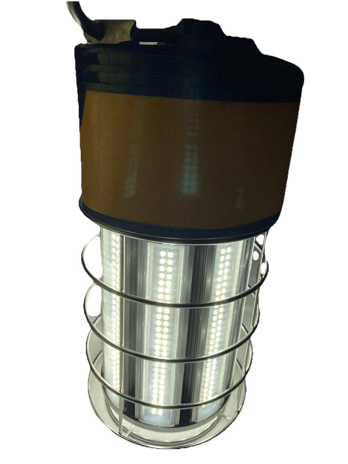 SUPER BRIGHT! Southwire LED 12,000 Lumens. Perfect For RV, Camp. Built In Outlet