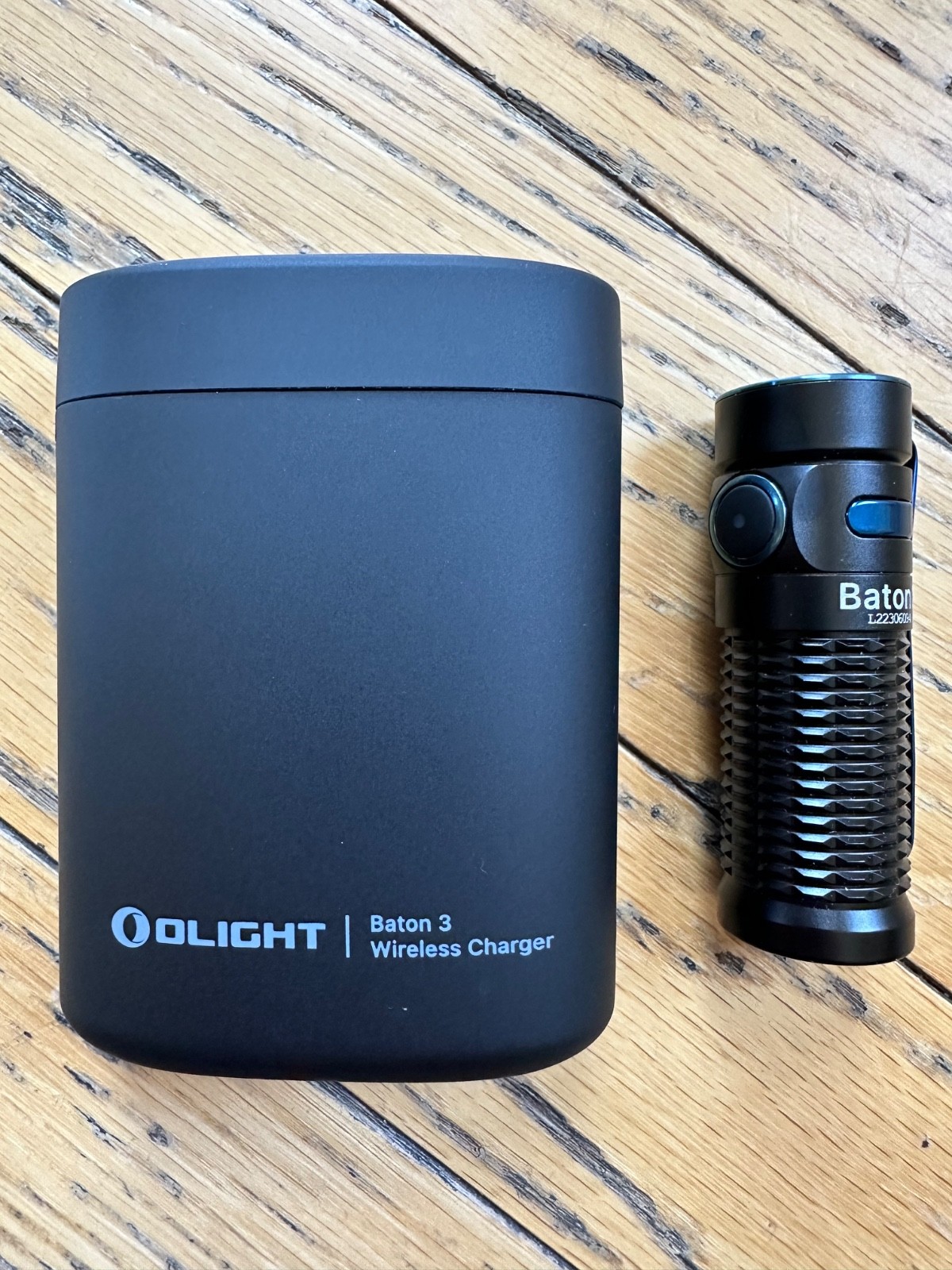 Olight Baton 3 Premium (Black)