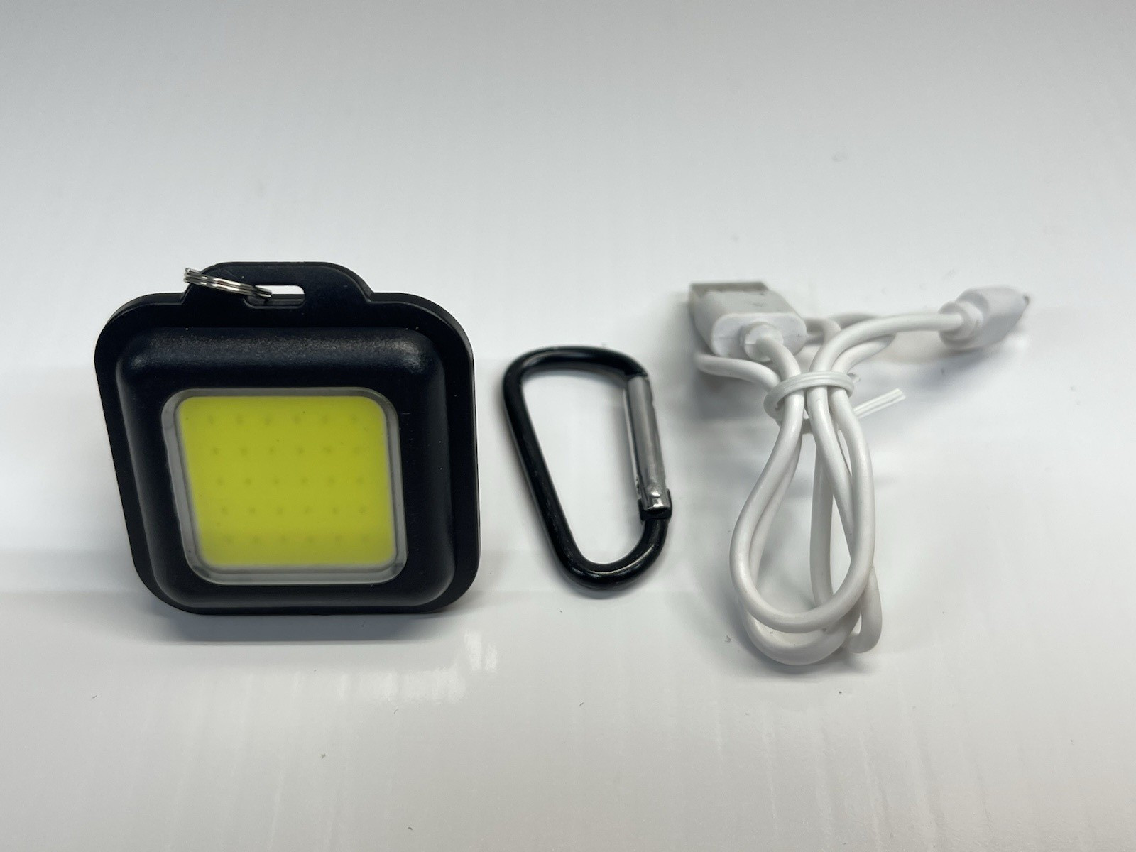 COB Rechargeable LED Keychain Work Light USB Mini Flashlight Magnetic Clip